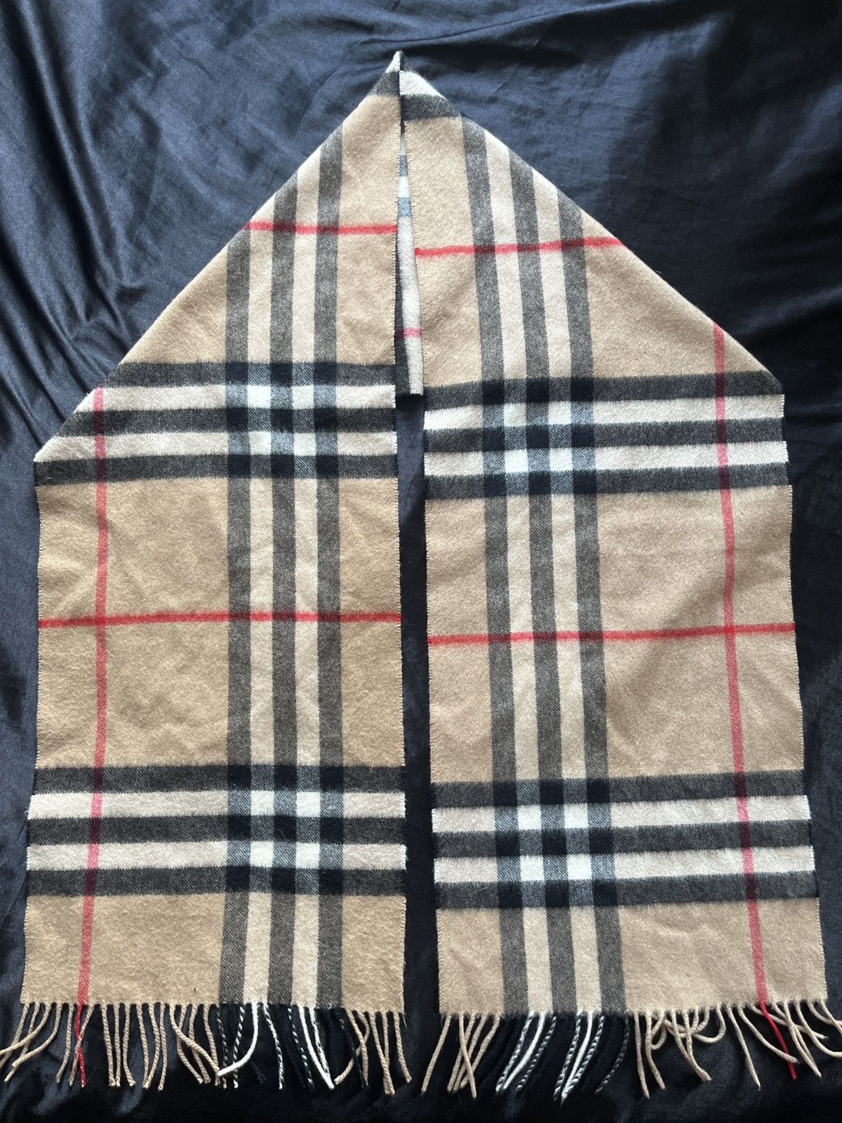 Burberry Burberry Check Cashmere Scarf Size ONE SIZE - 2 Thumbnail
