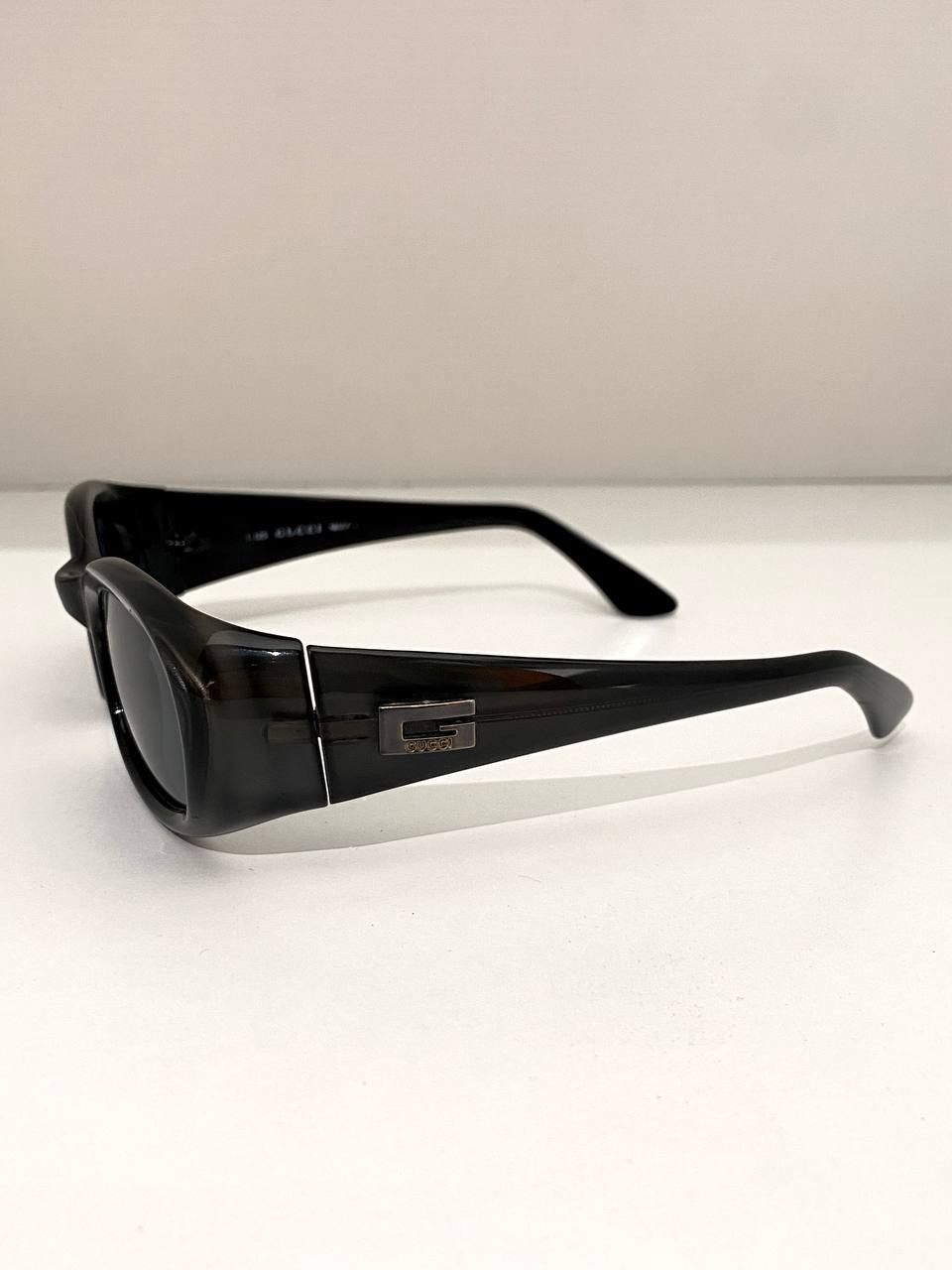 Gucci x Tom Ford GG Logo Oval Shield Vintage Sunglasses Y2K