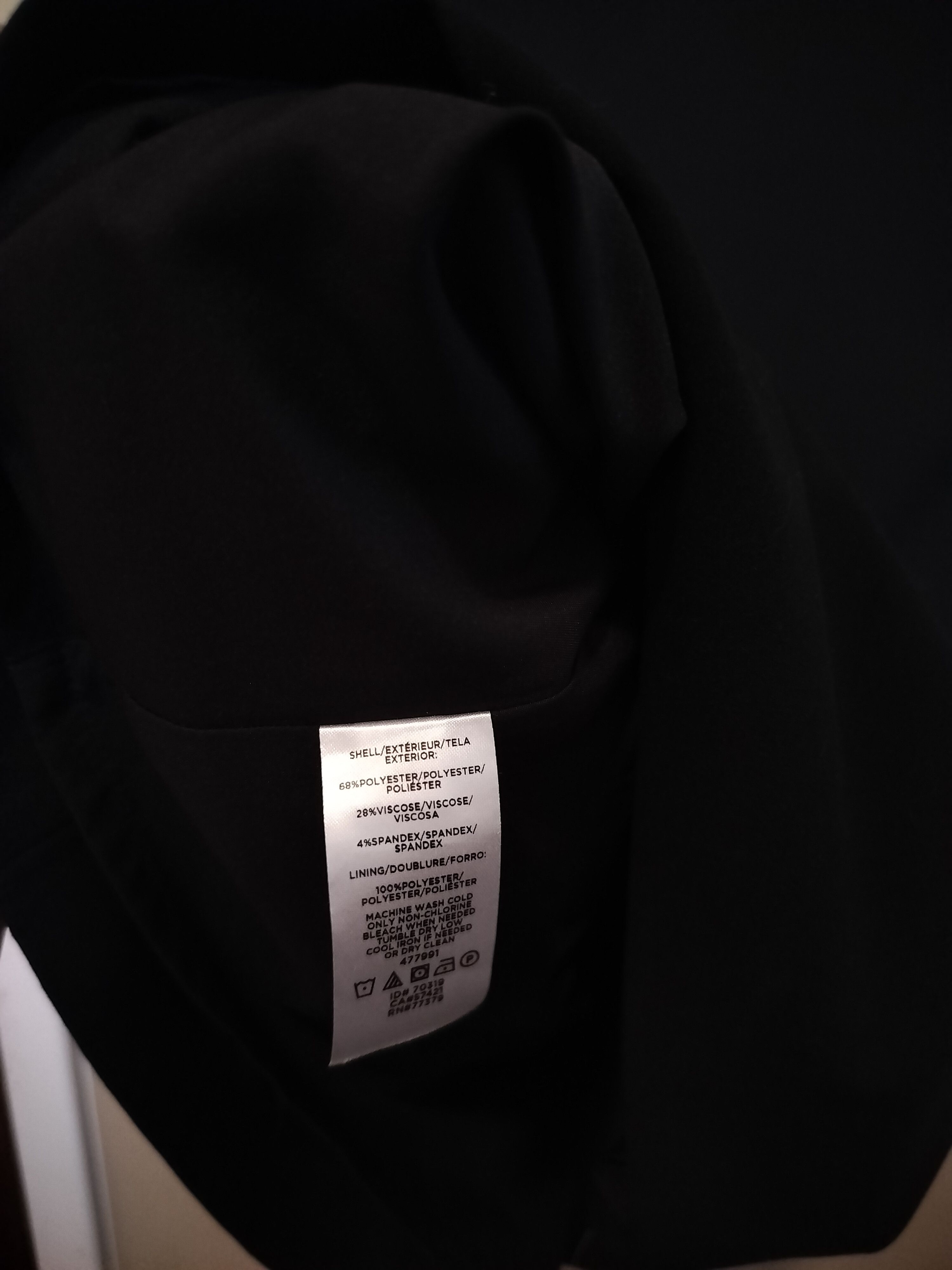 Ann Taylor Black little dress, office chic, minimalist preppy, tailored Size M / US 6-8 / IT 42-44 - 5 Thumbnail