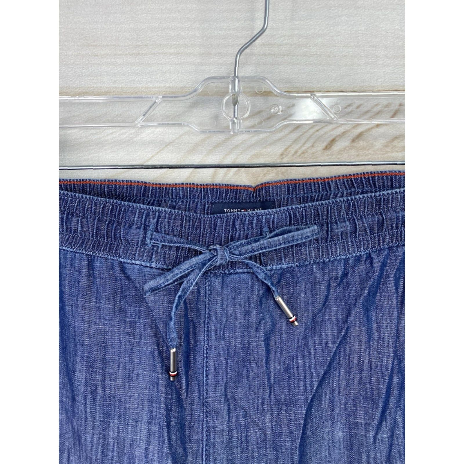 Tommy Hilfiger Tommy Hilfiger Womens Cargo Pants M Dark Wash Chambray Denim Jogger Drawstring Size 32" / US 10 / IT 46 - 5 Thumbnail