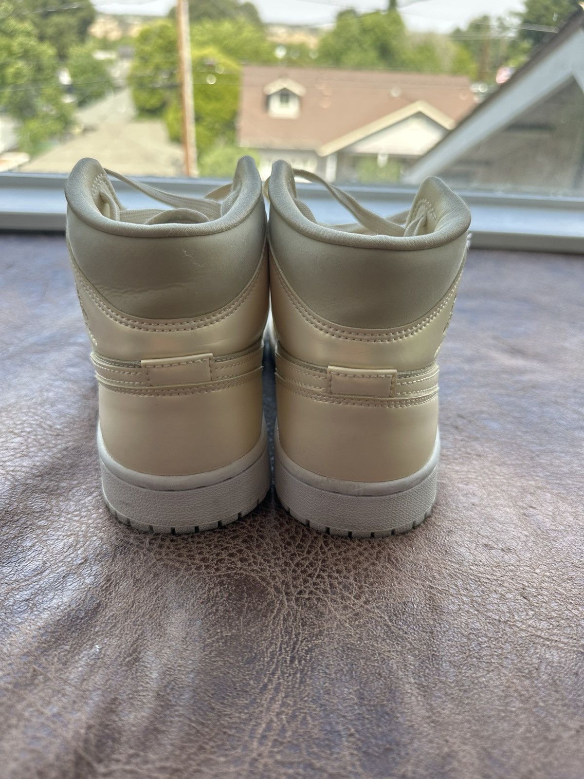 Jordan Brand Jordan 1 mid “Fossil white” Size US 7.5 / IT 37.5 - 4 Thumbnail