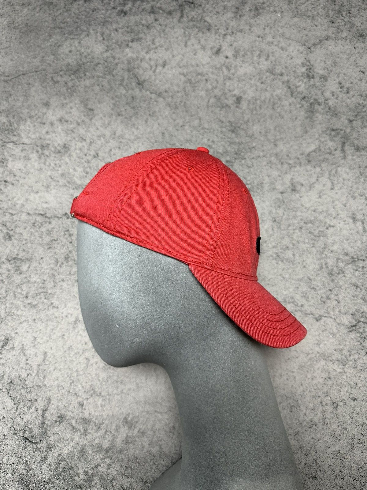 Oakley Vintage Oakley Embroidered Logo Cap Hat Size ONE SIZE - 4 Thumbnail