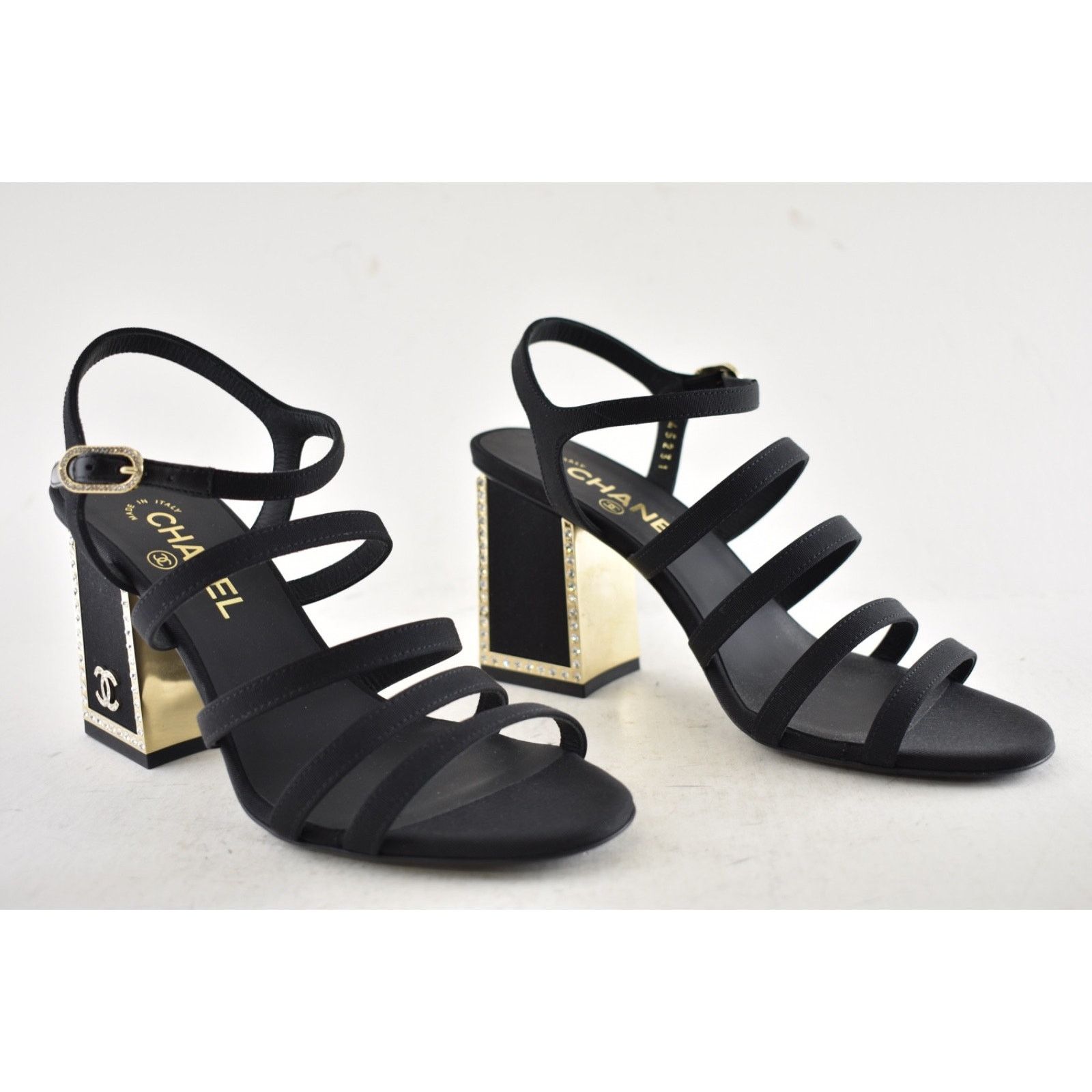 Chanel Chanel Crystal CC Logo Block Heel Sandals 37.5 Size US 7.5 / IT 37.5 - 3 Thumbnail
