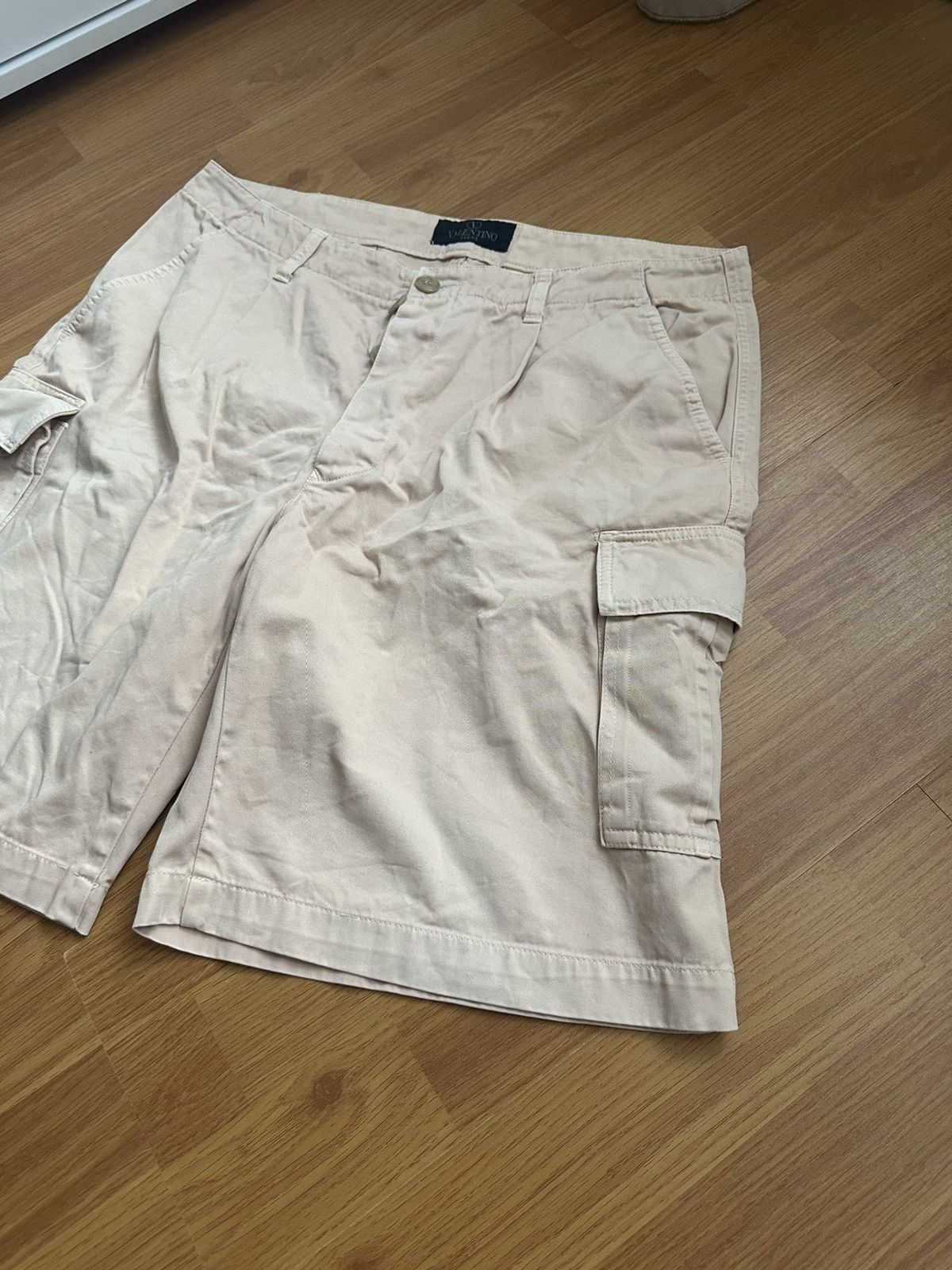 Valentino Cargo shorts VALENTINO rare Size US 34 / EU 50 - 3 Thumbnail