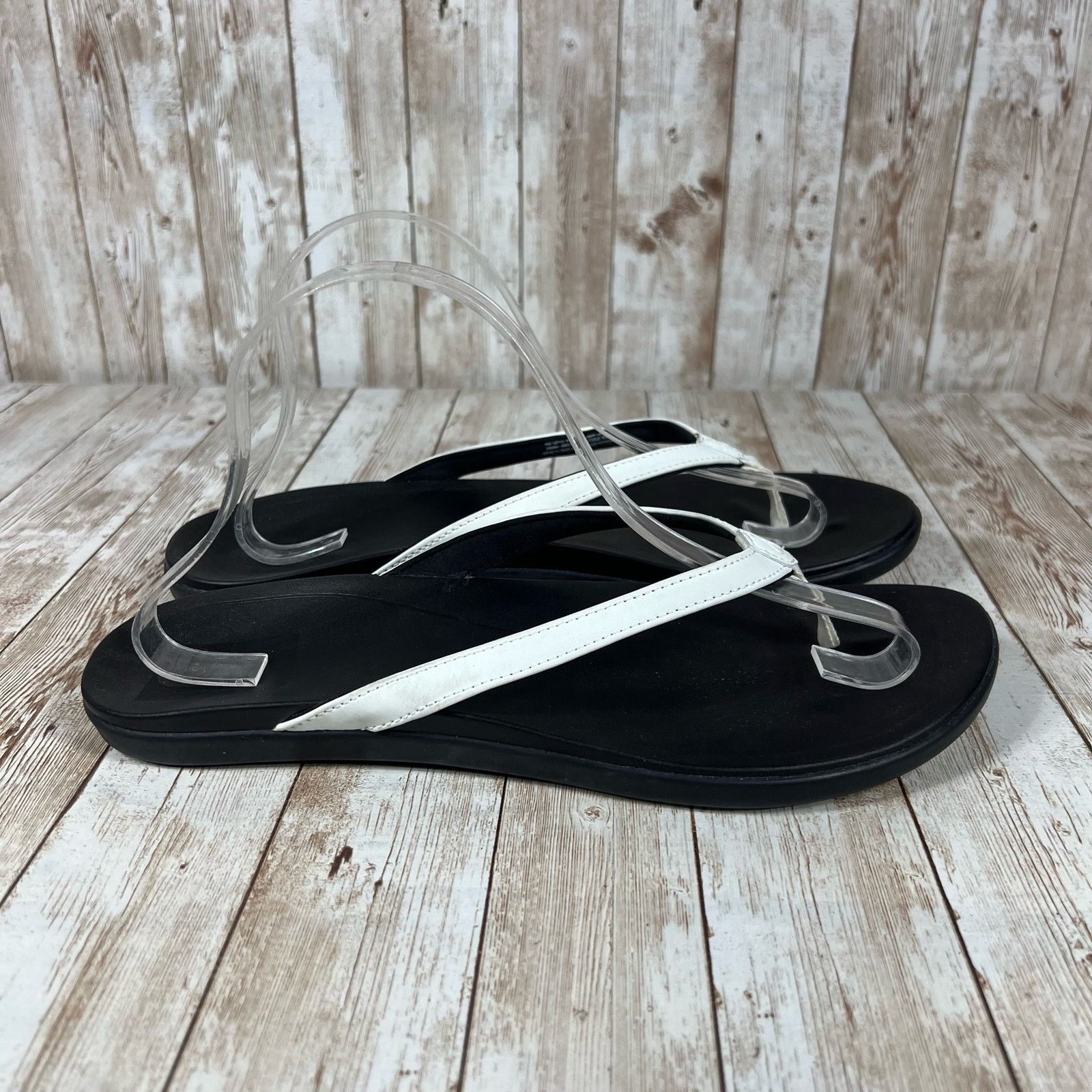 Olukai Olukai ho Opio black white Womens 11 sandals Size US 11 / IT 41 - 1 Thumbnail