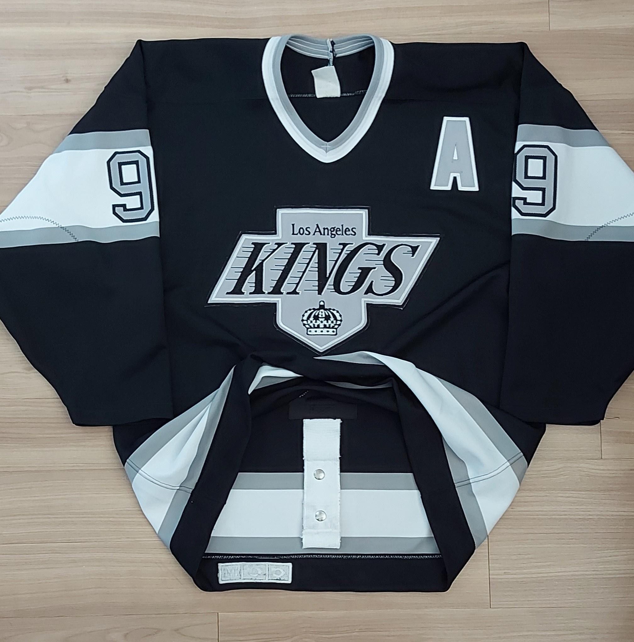 image of Wayne Gretzky Los Angeles Kings Ccm Nhl Jersey in Black, Men's (Size Small)