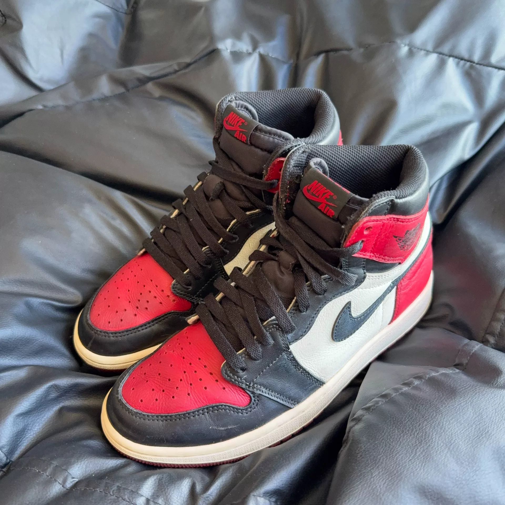 Nike Nike Black Lowtop Sneakers 42 Men Size US 9 / EU 42 - 1 Thumbnail