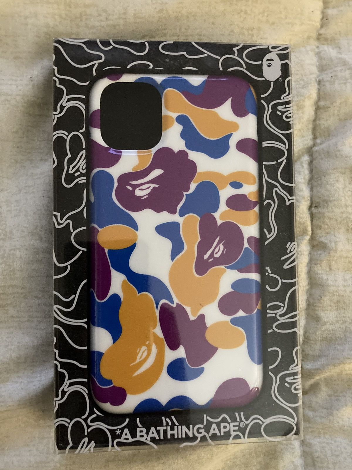 Bape BAPE STORE® LOS ANGELES iPhone 11 Case LA Camo. Size ONE SIZE - 2 Thumbnail