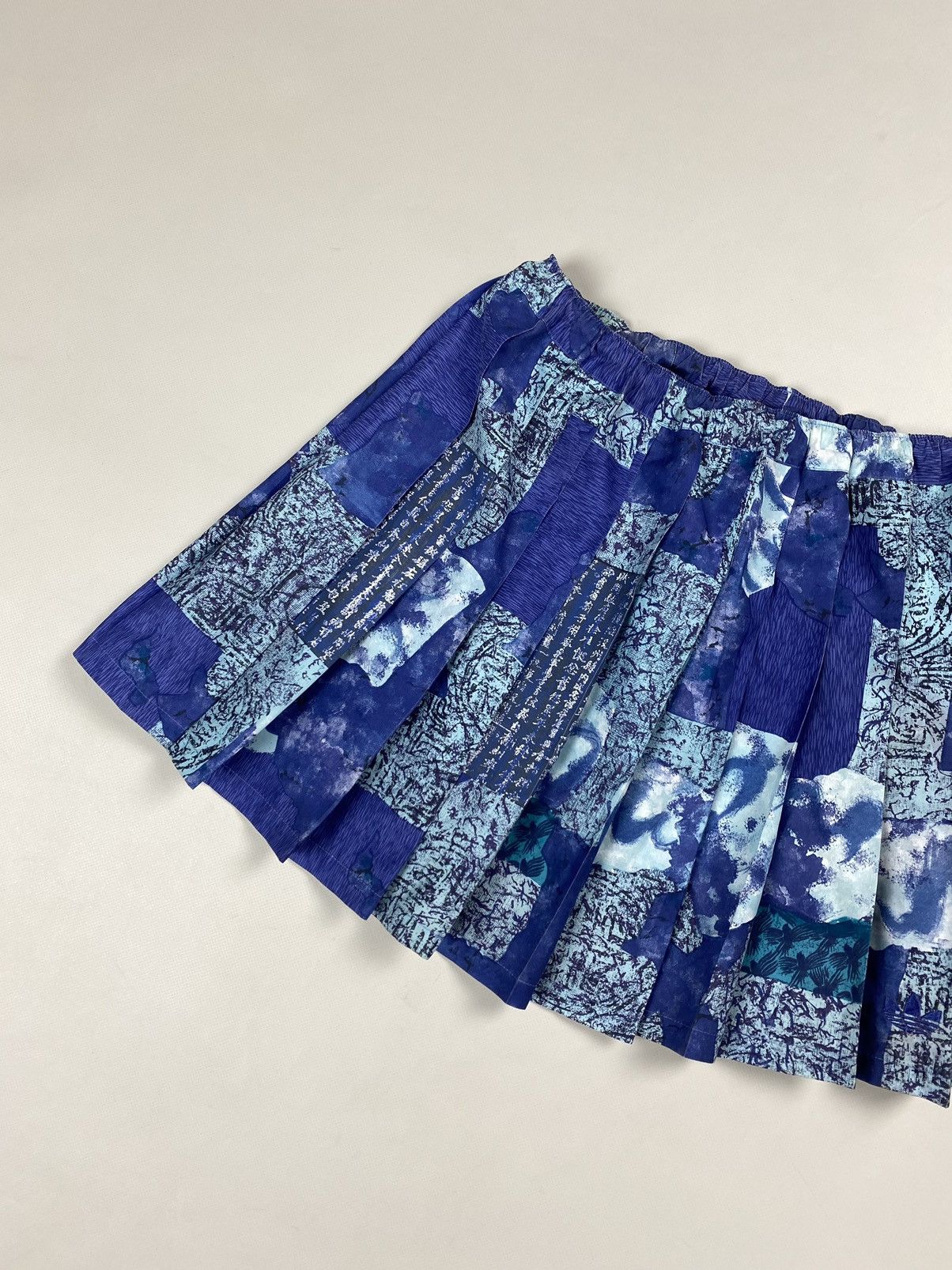 Adidas × Vintage Adidas vintage ladies tennis skirt size US 6 / EU 38 Size 28" / US 6 / IT 42 - 4 Thumbnail