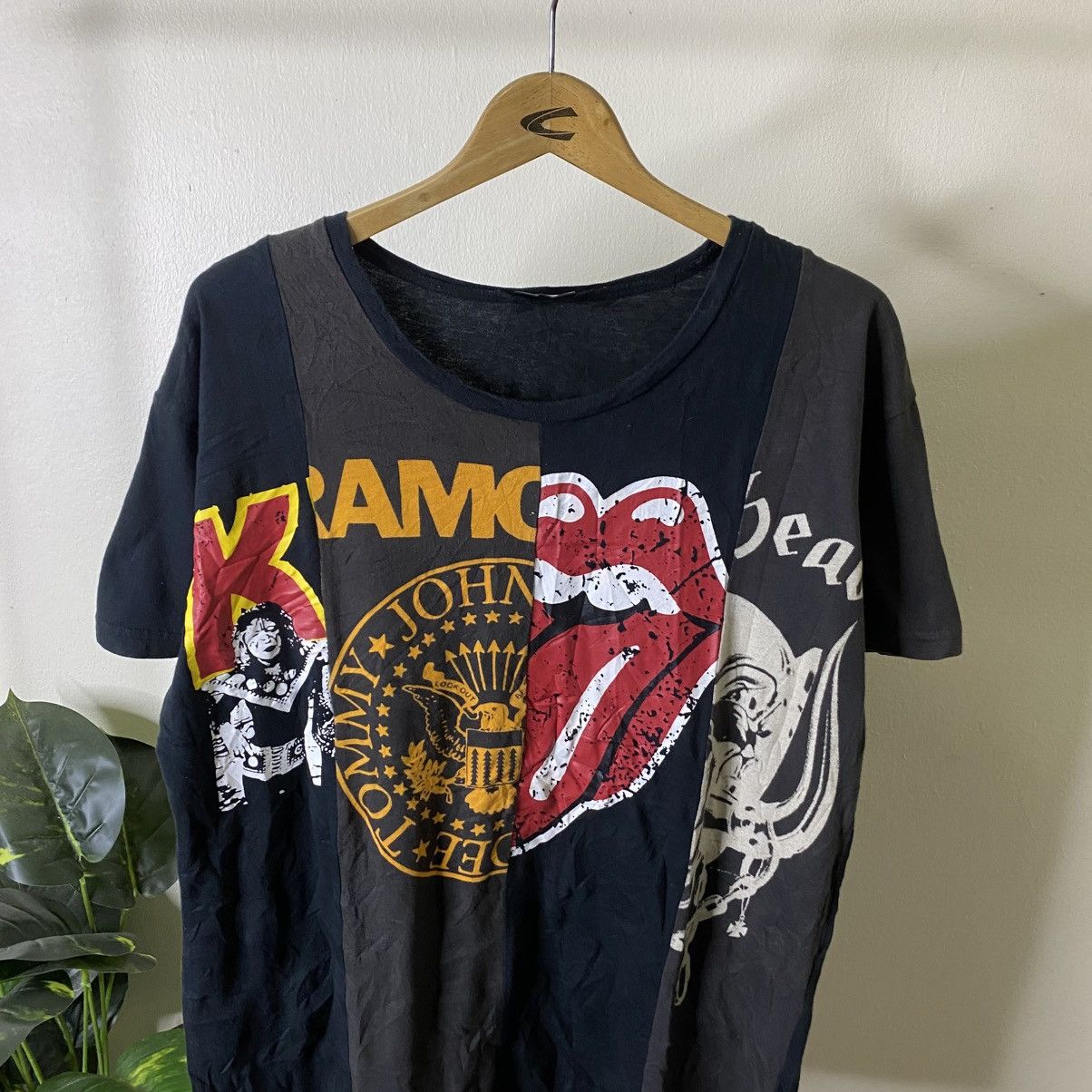 Vintage Compilation Band T Shirt For Rebels Punk Grunge Style Size US L / EU 52-54 / 3 - 2 Thumbnail