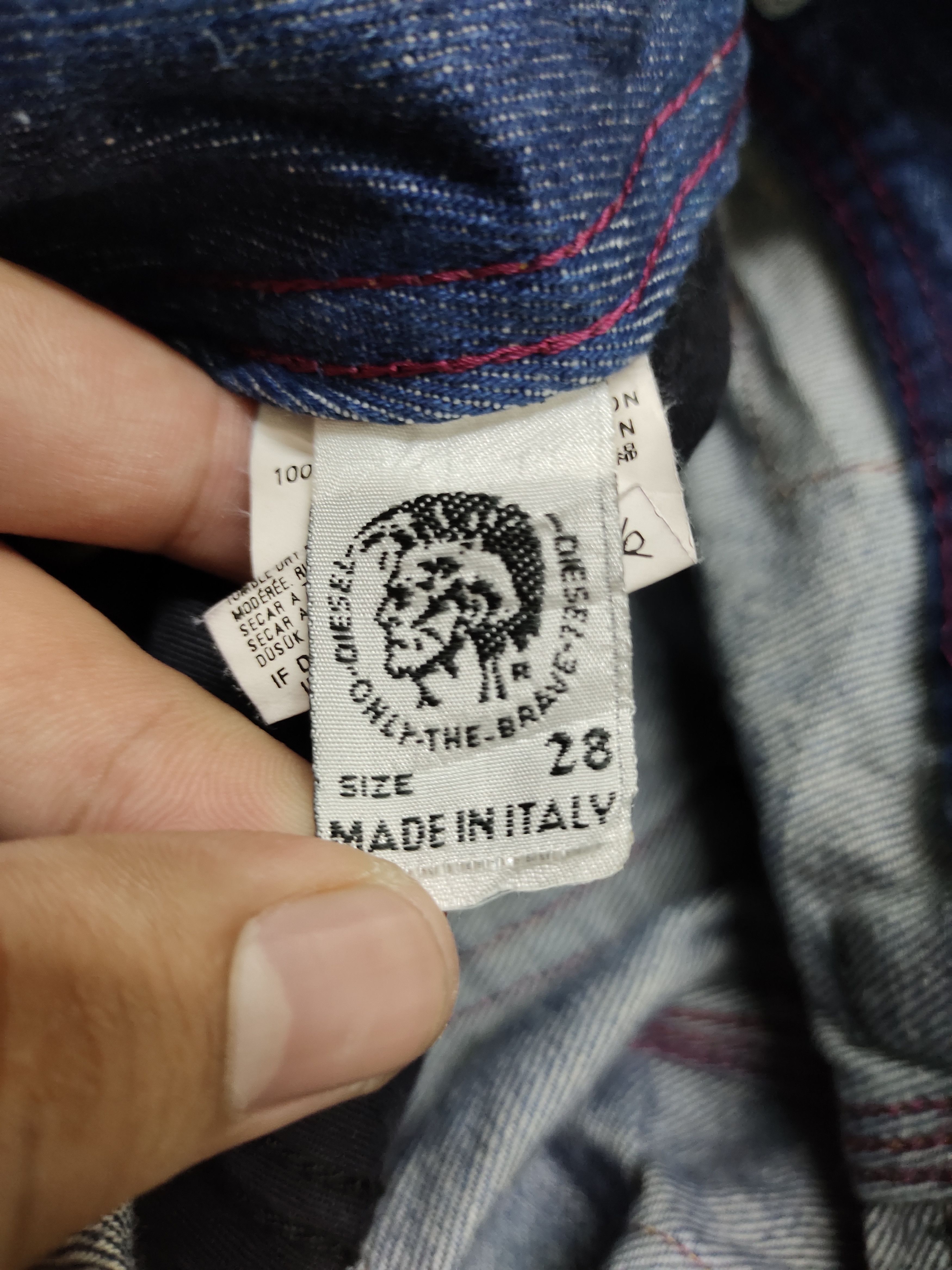 Diesel Vintage Diesel Distress Faded Clawmark Denim Jeans Size US 29 - 16 Thumbnail