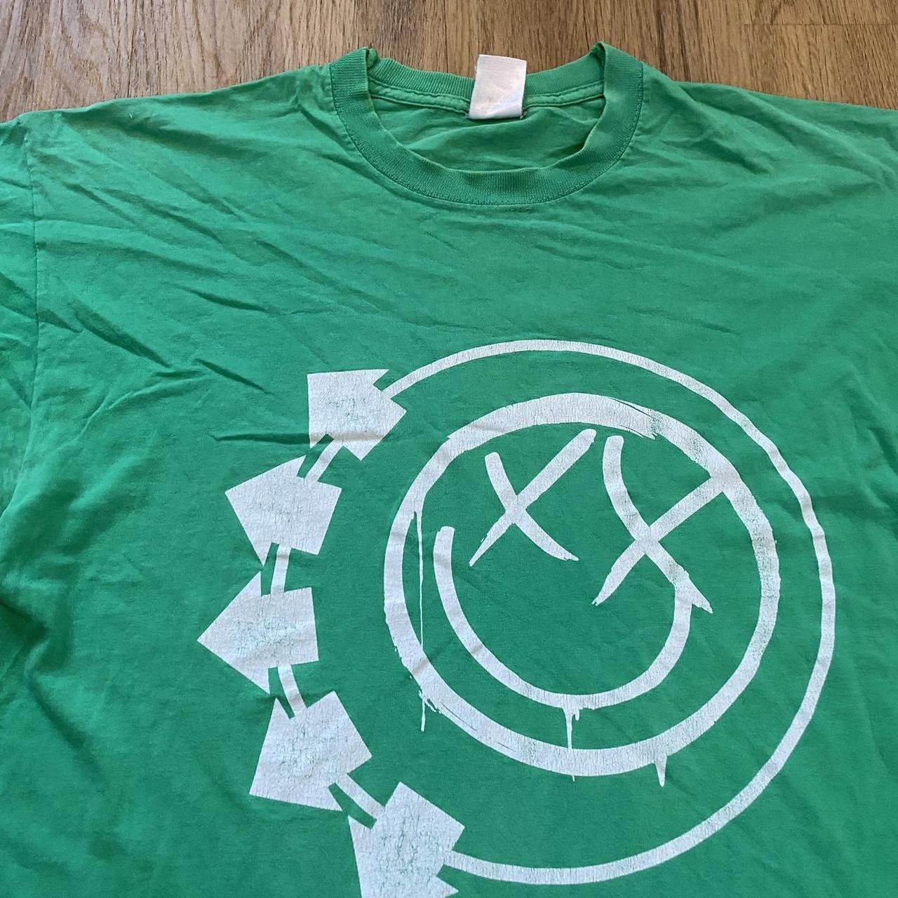 Fruit Of The Loom Green and white Blink 181 t-shirt with a relaxed fit Size US M / EU 48-50 / 2 - 2 Thumbnail