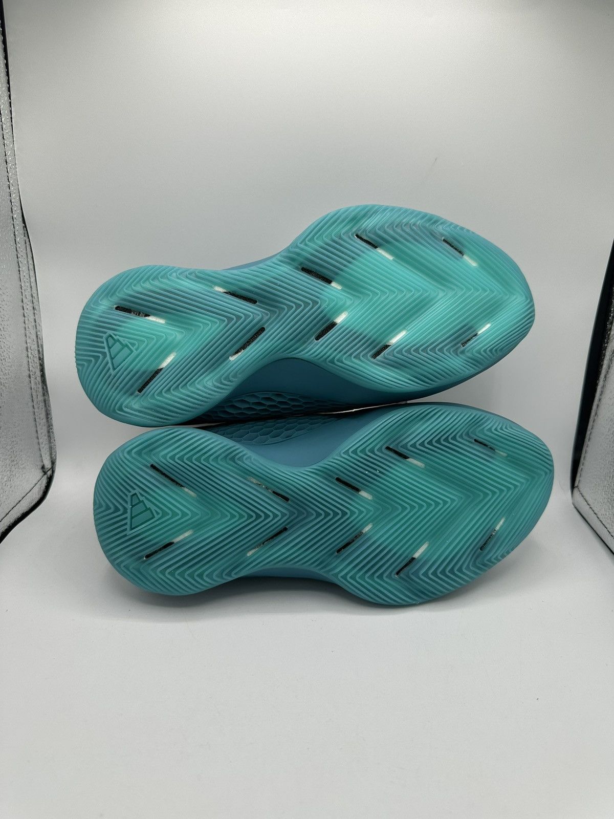 Adidas Adidas AE 1 J “New Wave” size 5y Size US 5 / EU 37 - 5 Thumbnail