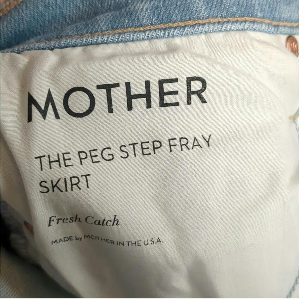 MOTHER Mother the peg step fray denim skirt size 24 Size 27" / US 4 / IT 40 - 5 Thumbnail