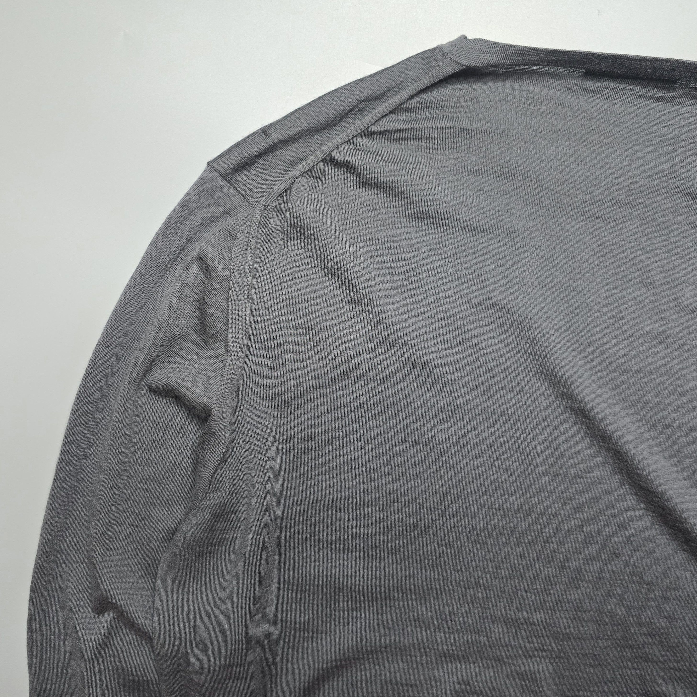 Prada Prada - Superfine Wool Sweater Size US L / EU 52-54 / 3 - 3 Thumbnail