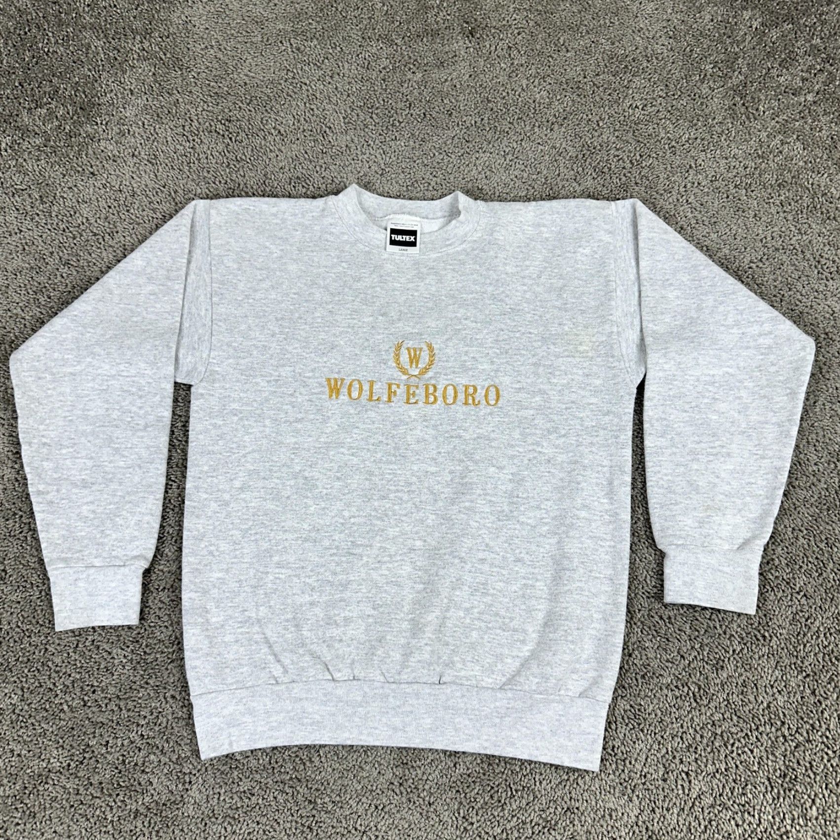 Tultex Tultex Wolfeboro Sweatshirt Mens Large Gray Pullover Embroidered Crest Crewneck Size US L / EU 52-54 / 3 - 2 Thumbnail