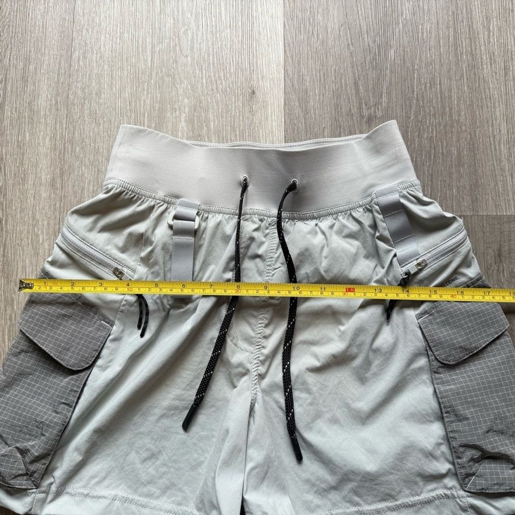 Lululemon Lululemon Athletica Gray Multi Pocket Cargo High-Rise Hiking Size 26" / US 2 / IT 38 - 8 Thumbnail