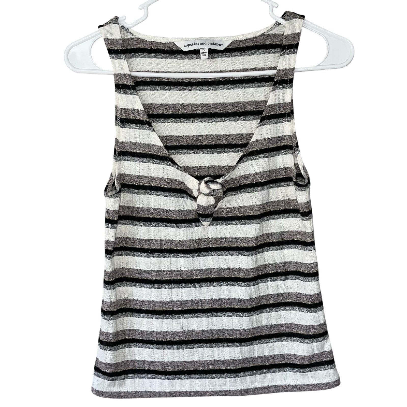Nordstrom Cupcakes and Cashmere Tank Top S Striped Cut Out Scoop Size S / US 4 / IT 40 - 1 Thumbnail