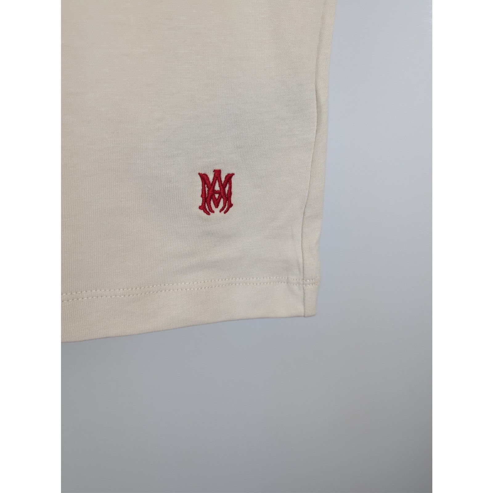 Amiri o1rshd1 Amiri Staggered Tee T-Shirt in Birch Size US XL / EU 56 / 4 - 7 Thumbnail