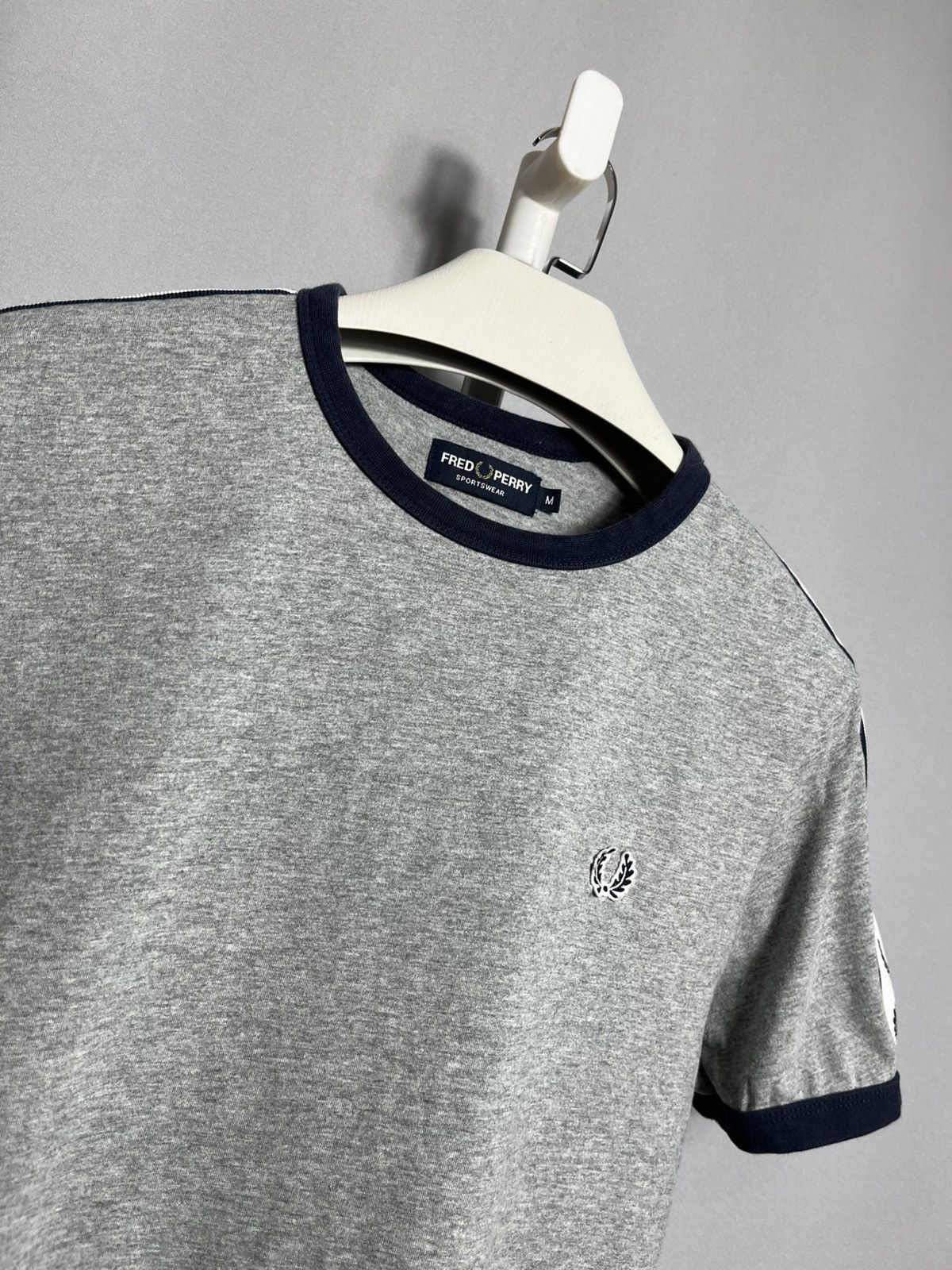 Fred Perry Fred Perry t-shirt men’s cotton short sleeve grey crew neck Size US M / EU 48-50 / 2 - 3 Thumbnail