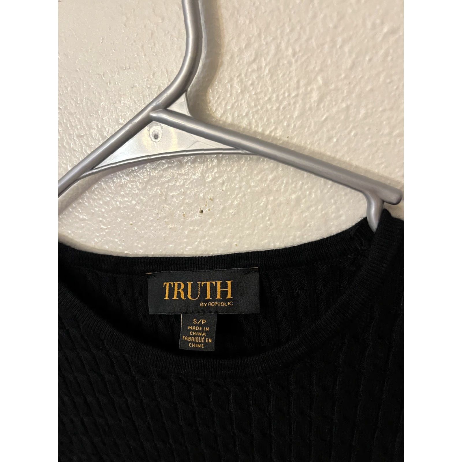 Vintage Truth By Republic Black Sleeveless Sweater Vest Sz Small pullover Size S / US 4 / IT 40 - 2 Thumbnail