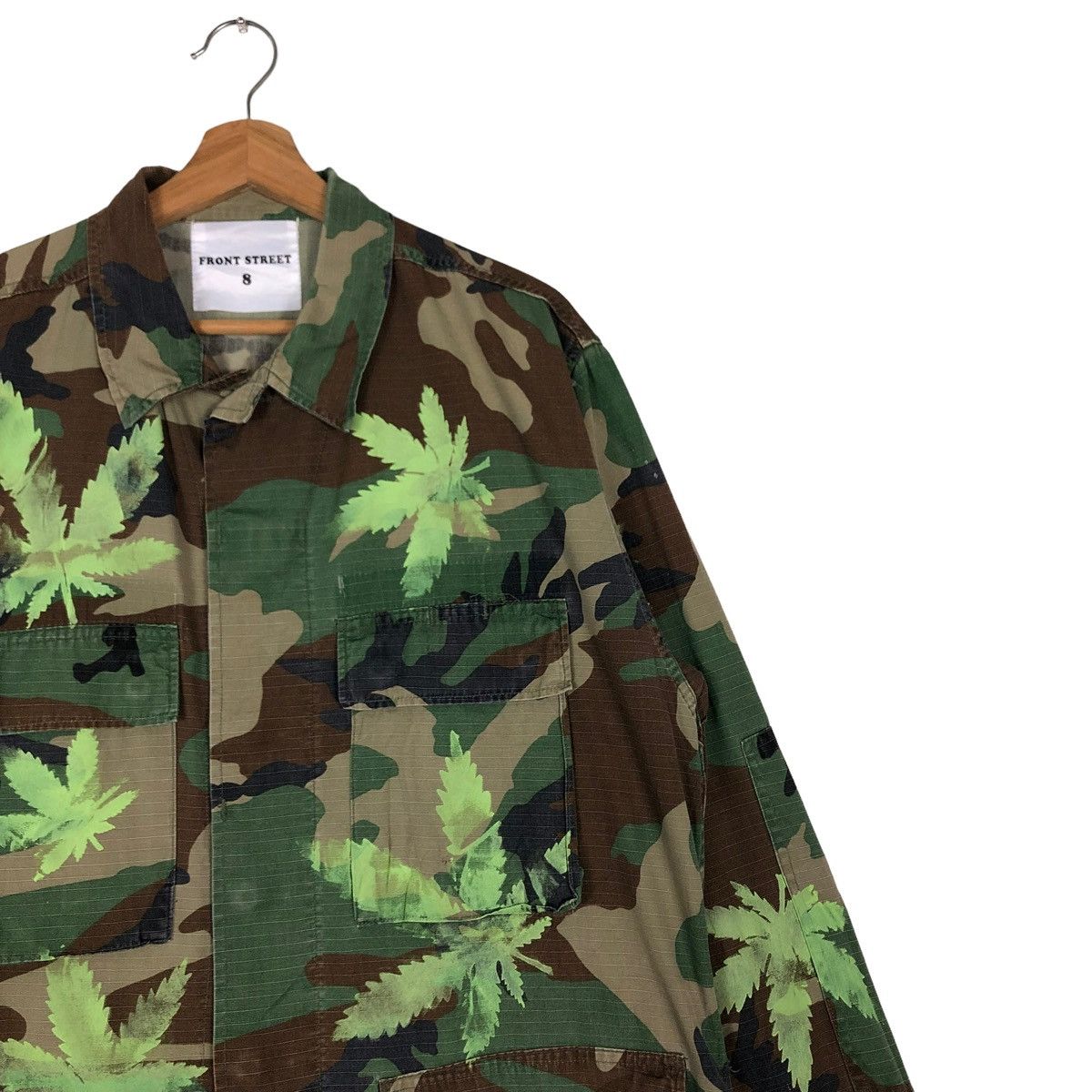 Japanese Brand 🔥Camo Jacket Multi Pocket Cargo Front Street Made in Italy Size US M / EU 48-50 / 2 - 6 Thumbnail