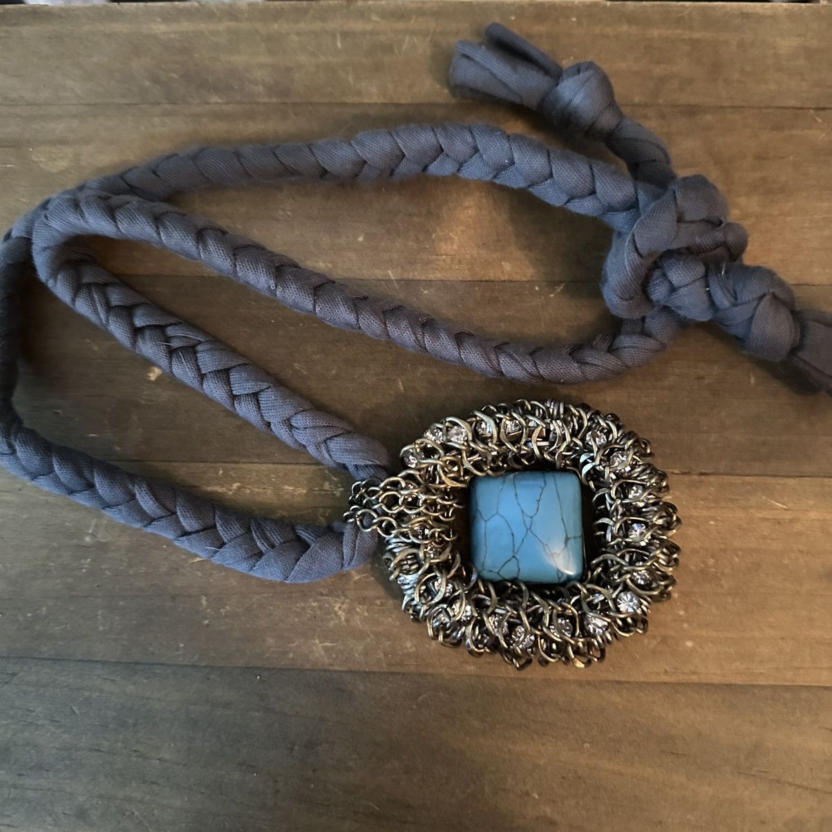 Vintage Vintage gray braid chunky chained Howlite pendant necklace Size ONE SIZE - 2 Thumbnail