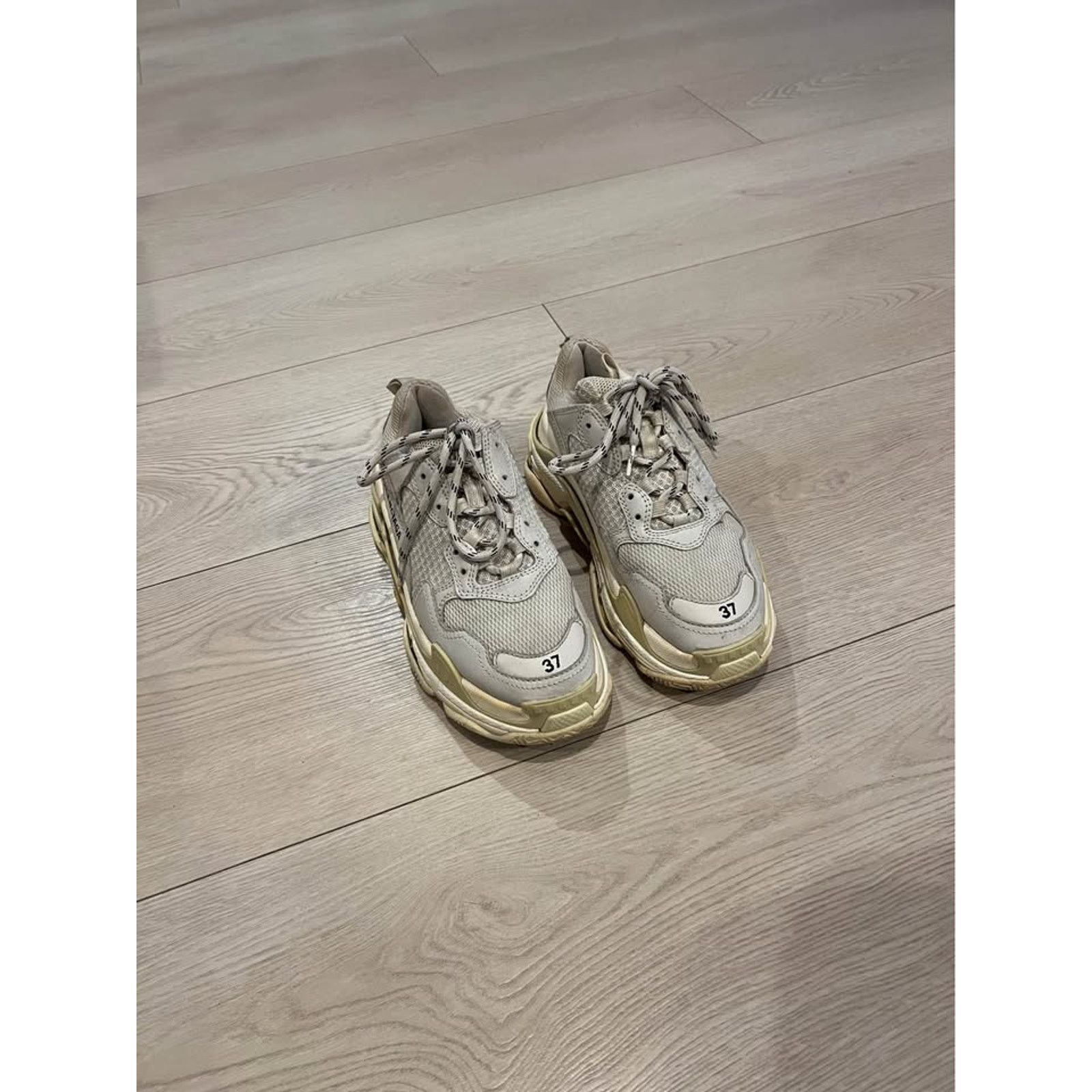 Balenciaga Balenciaga Triple S Sneakers Size US 7 / EU 40 - 4 Thumbnail