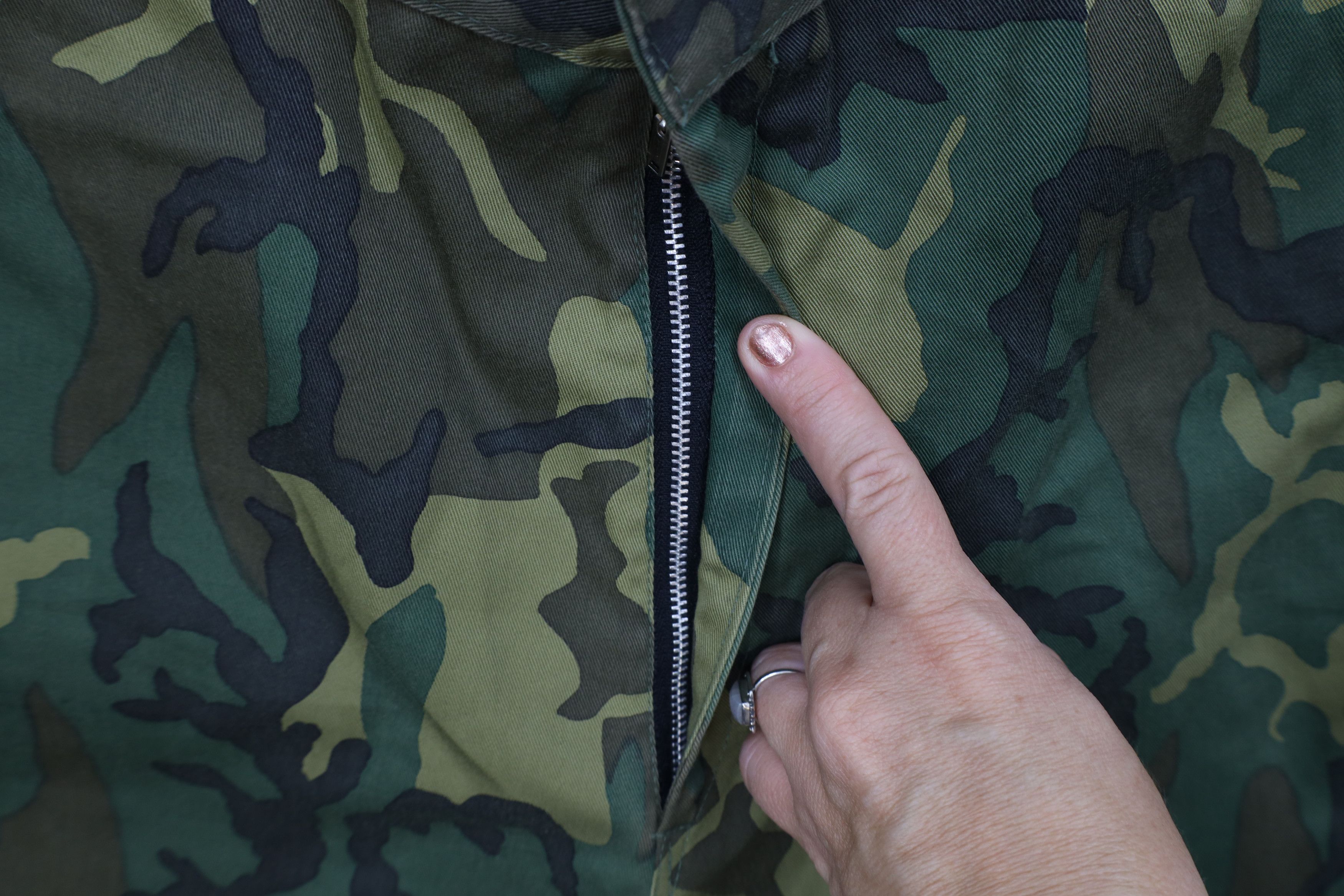 Vintage Vintage 70s Streetwear Camouflage Above Knee Shorts USA Size US 34 / EU 50 - 5 Thumbnail
