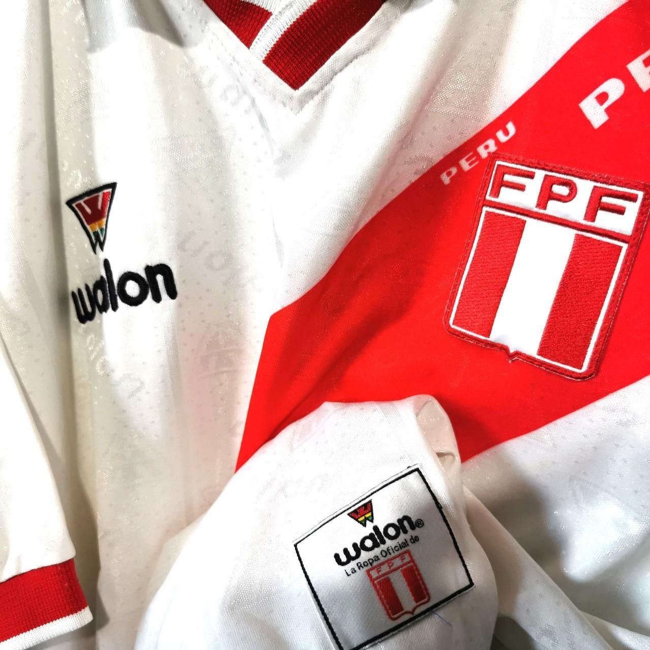 Other Fc Peru 1999 2000 Home Walon Shirt Jersey Pizzaro Size US L / EU 52-54 / 3 - 3 Thumbnail