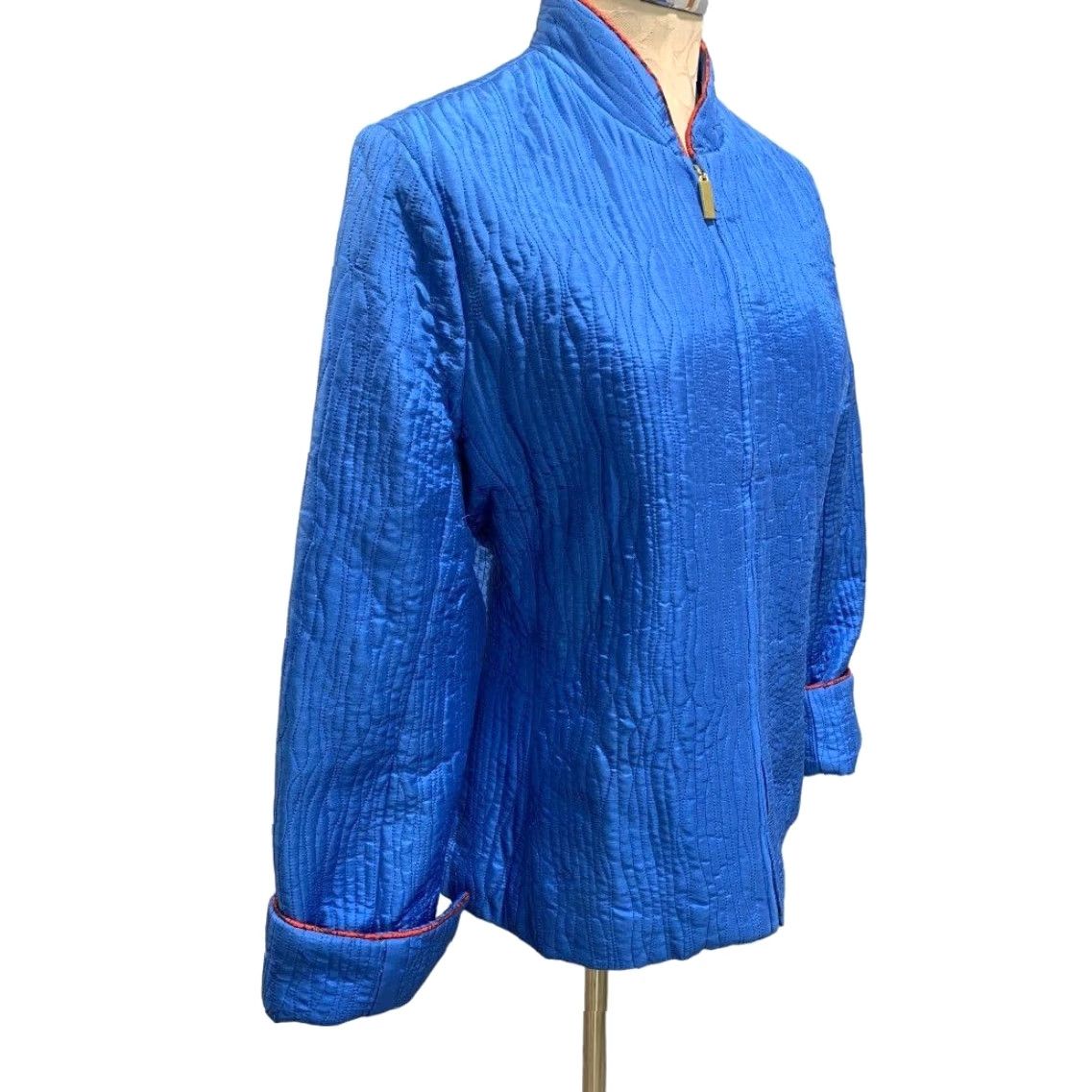 Vintage VINTAGE? (No) Large Carol Little Women's Blue SilK Quilted Full Zip Jacket L Blue Women Silk Full Zip Jacket Size L / US 10 / IT 46 - 3 Thumbnail