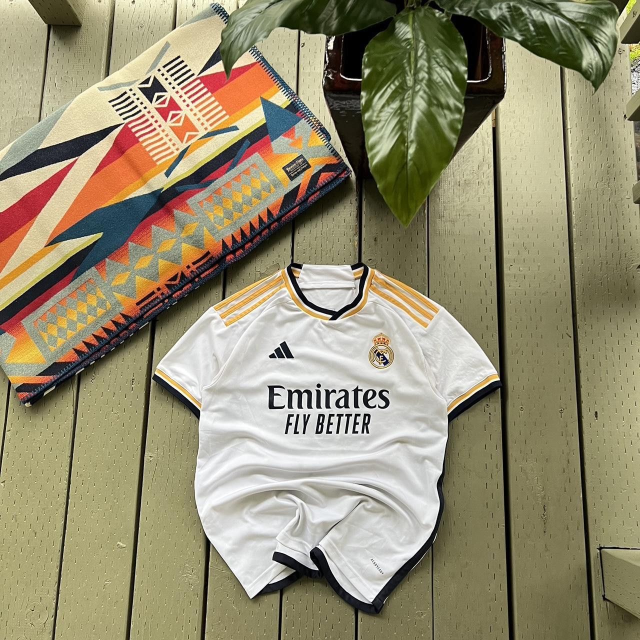 Adidas Modric Real Madrid Jersey Home Football jersey Adidas Size US M / EU 48-50 / 2 - 2 Thumbnail