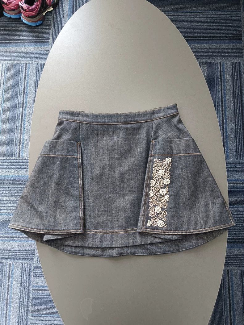 Dior Dior Rhinestone patterned denim skirt 2504-Nextarrow Size 26" / US 2 / IT 38 - 1 Thumbnail