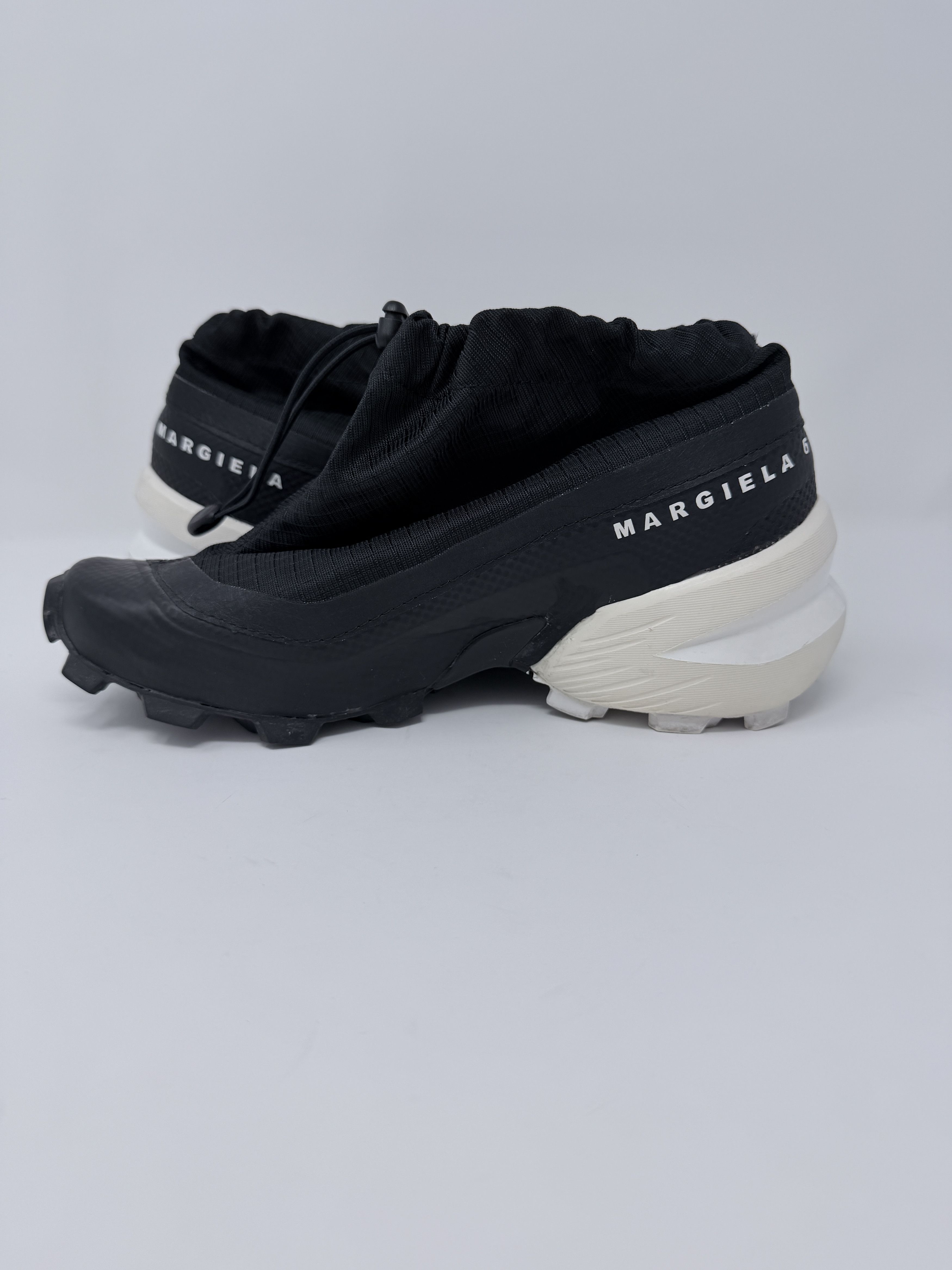 Maison Margiela × Salomon MM6 Maison Margiela Salomon Cross Low Black White Size US 5 / EU 37 - 7 Thumbnail