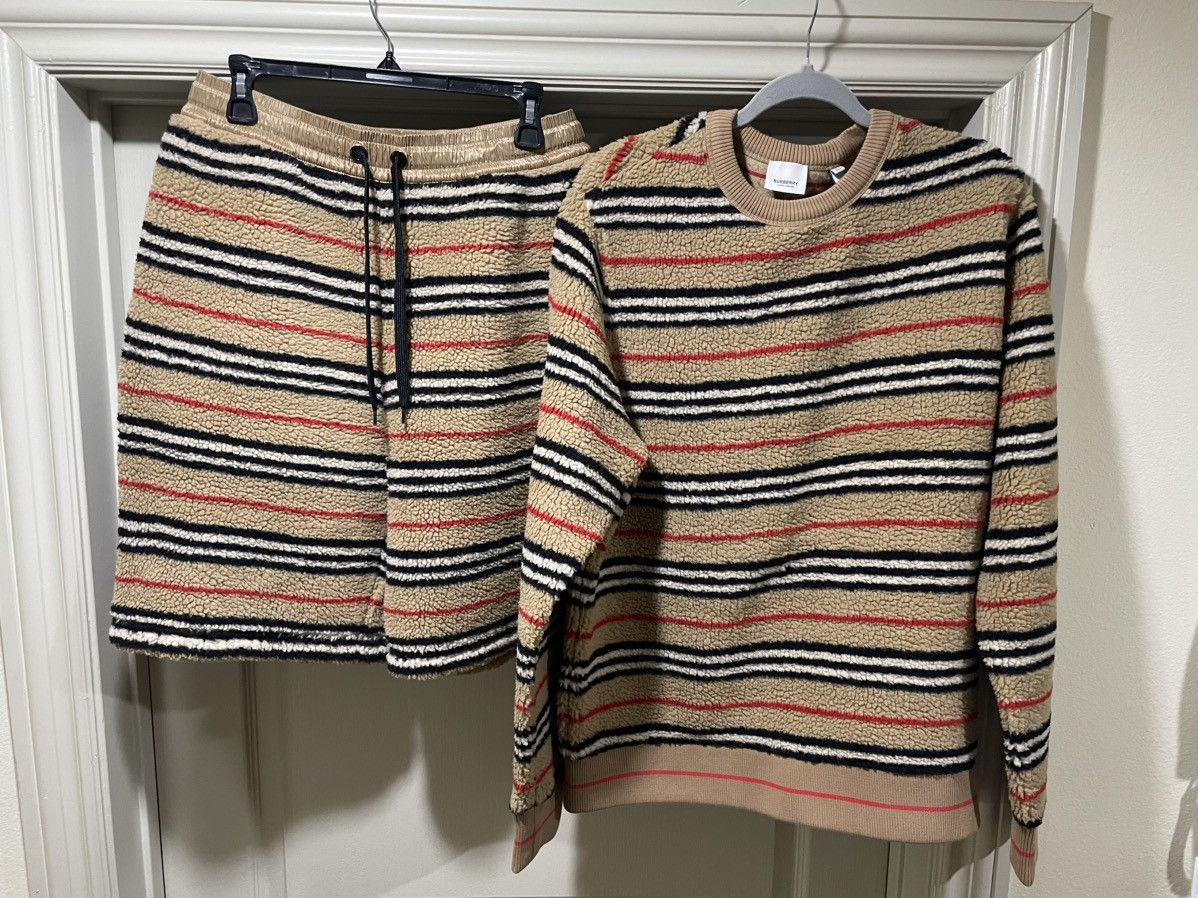 Burberry Burberry striped fleece set. Sweater/shorts Size US M / EU 48-50 / 2 - 3 Thumbnail
