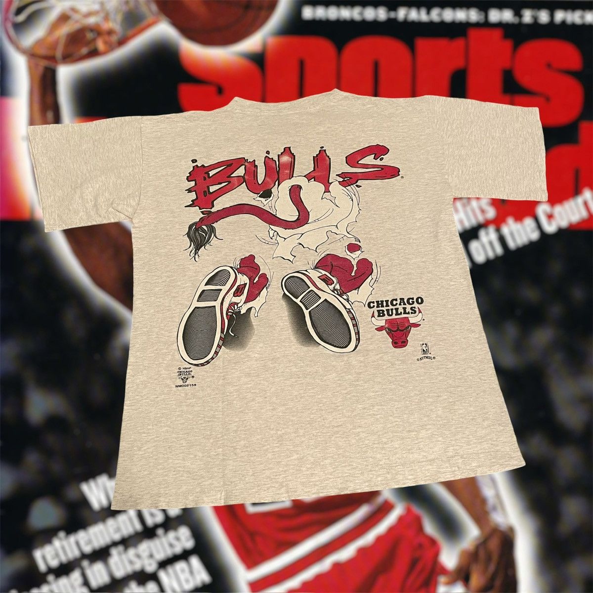 NBA × Nutmeg × Vintage Vintage 1990s NBA Chicago Bulls Break Thru Basketball Tee Size US M / EU 48-50 / 2 - 2 Thumbnail
