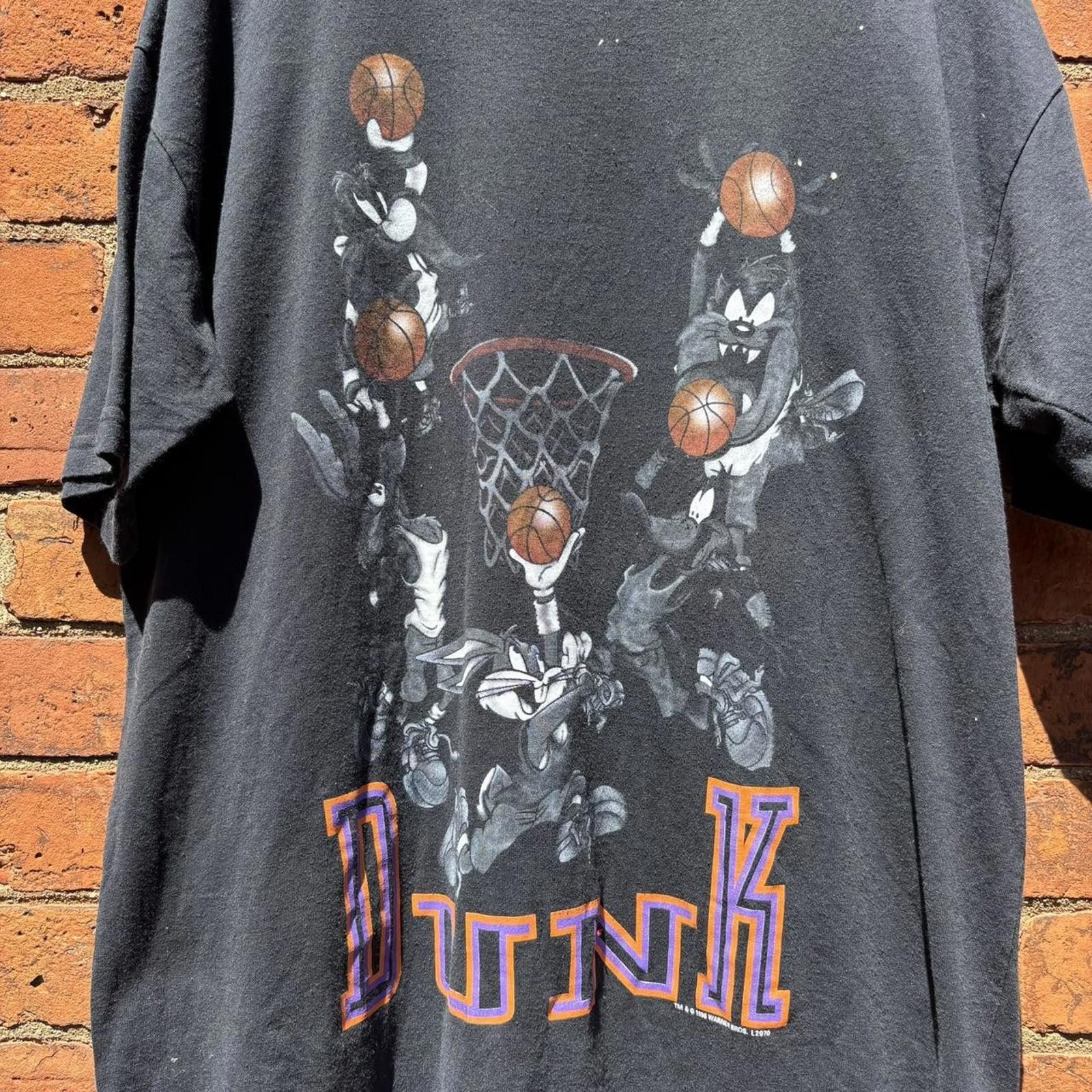 Other vintage looney tunes basketball dunk novel tees t shirt 1996 Size US XL / EU 56 / 4 - 3 Thumbnail