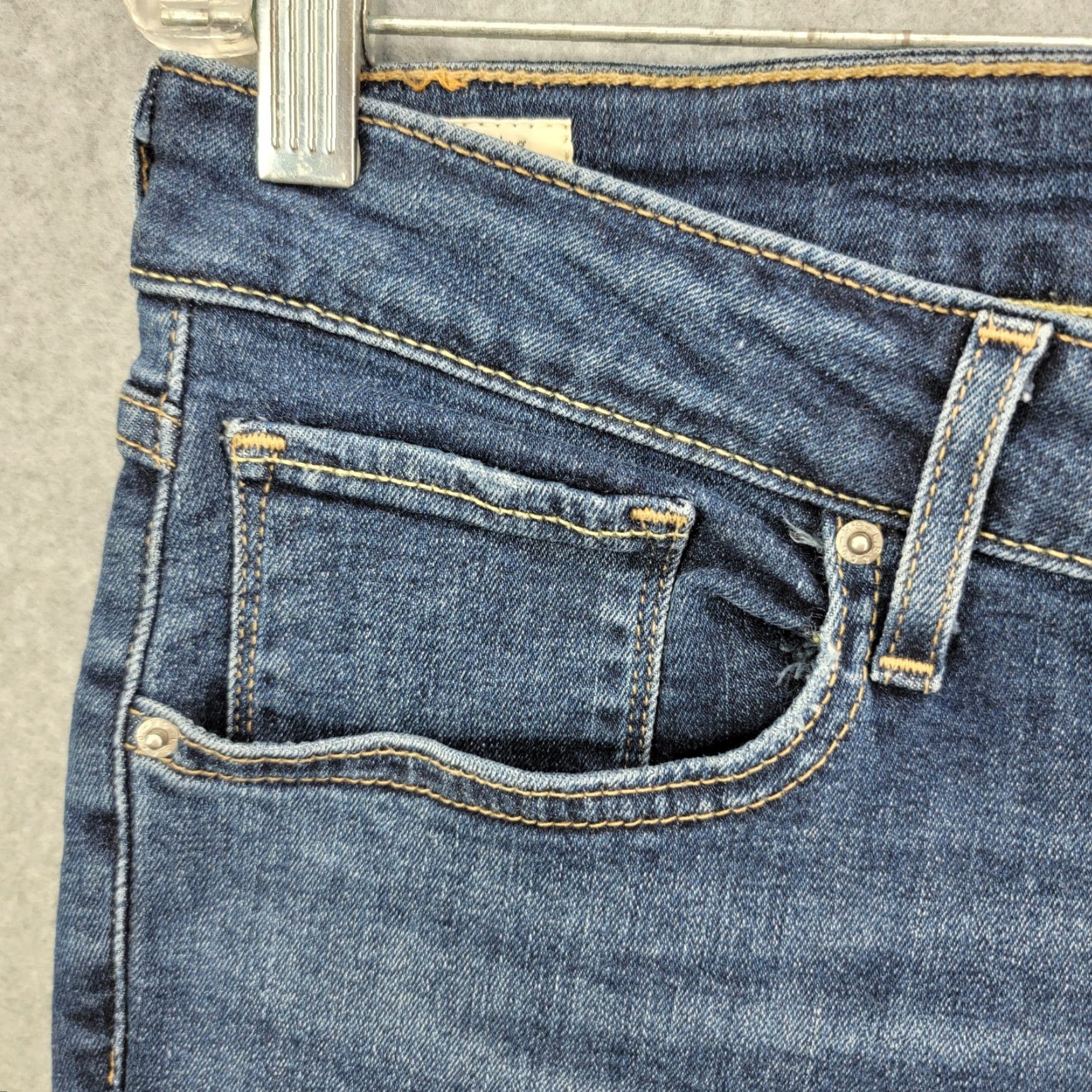 Levi's Levi's Jeans 33x30 721 High Rise Skinny Ripped Knee Womens Pants Blue Slimming Distressed XS? (excluded) Size 24" / US 00 / IT 34 - 5 Thumbnail