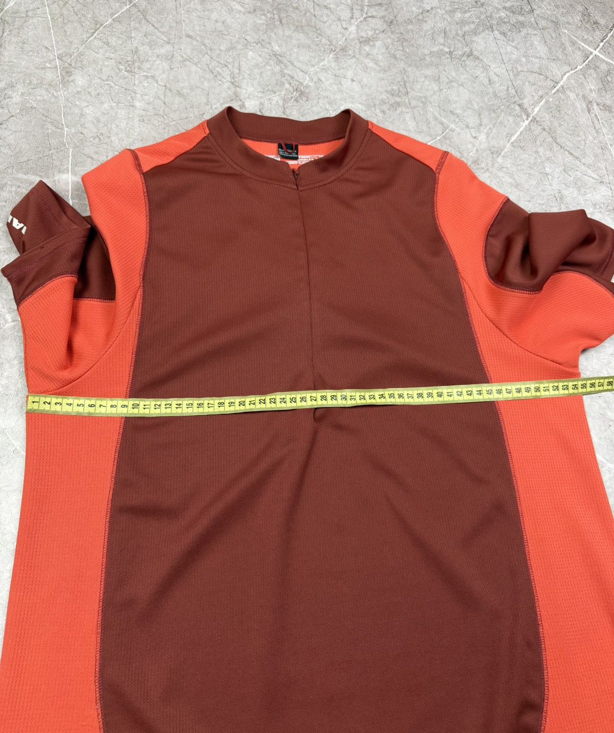 Oakley Vintage Oakley Jersey Tshirt Y2K Tee Size US L / EU 52-54 / 3 - 17 Thumbnail