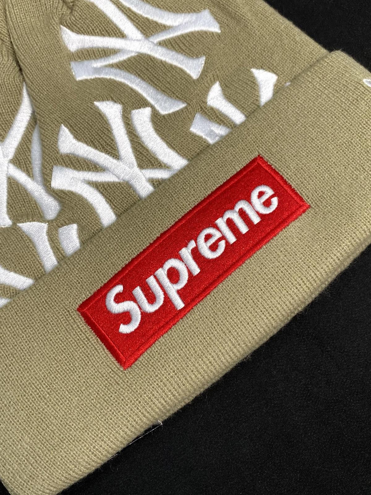 Supreme Rare Supreme x New York Yankees x New Era Box Logo Beanie OS Size ONE SIZE - 2 Thumbnail