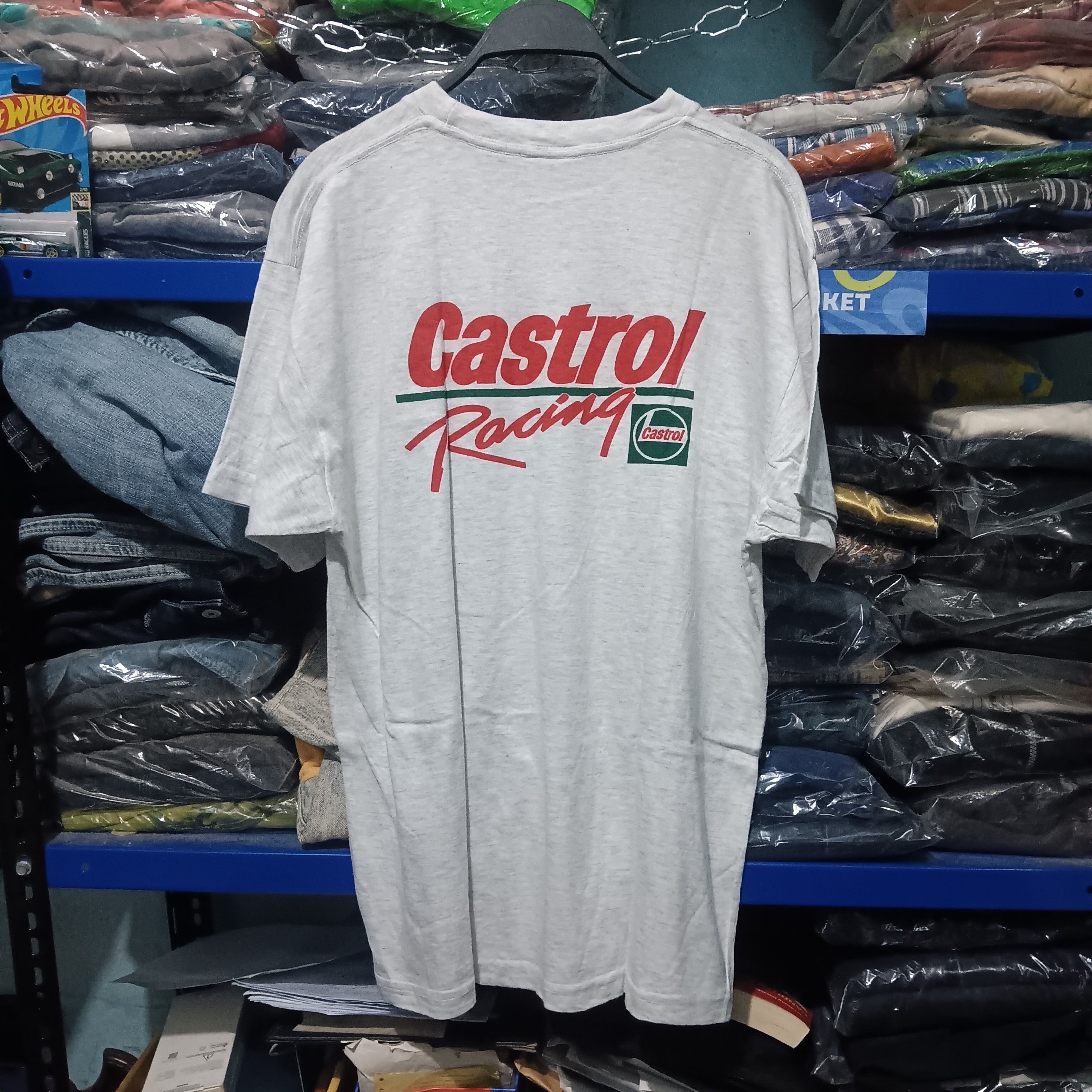 NASCAR Vintage castrol racing team t-shirt Size US L / EU 52-54 / 3 - 4 Thumbnail