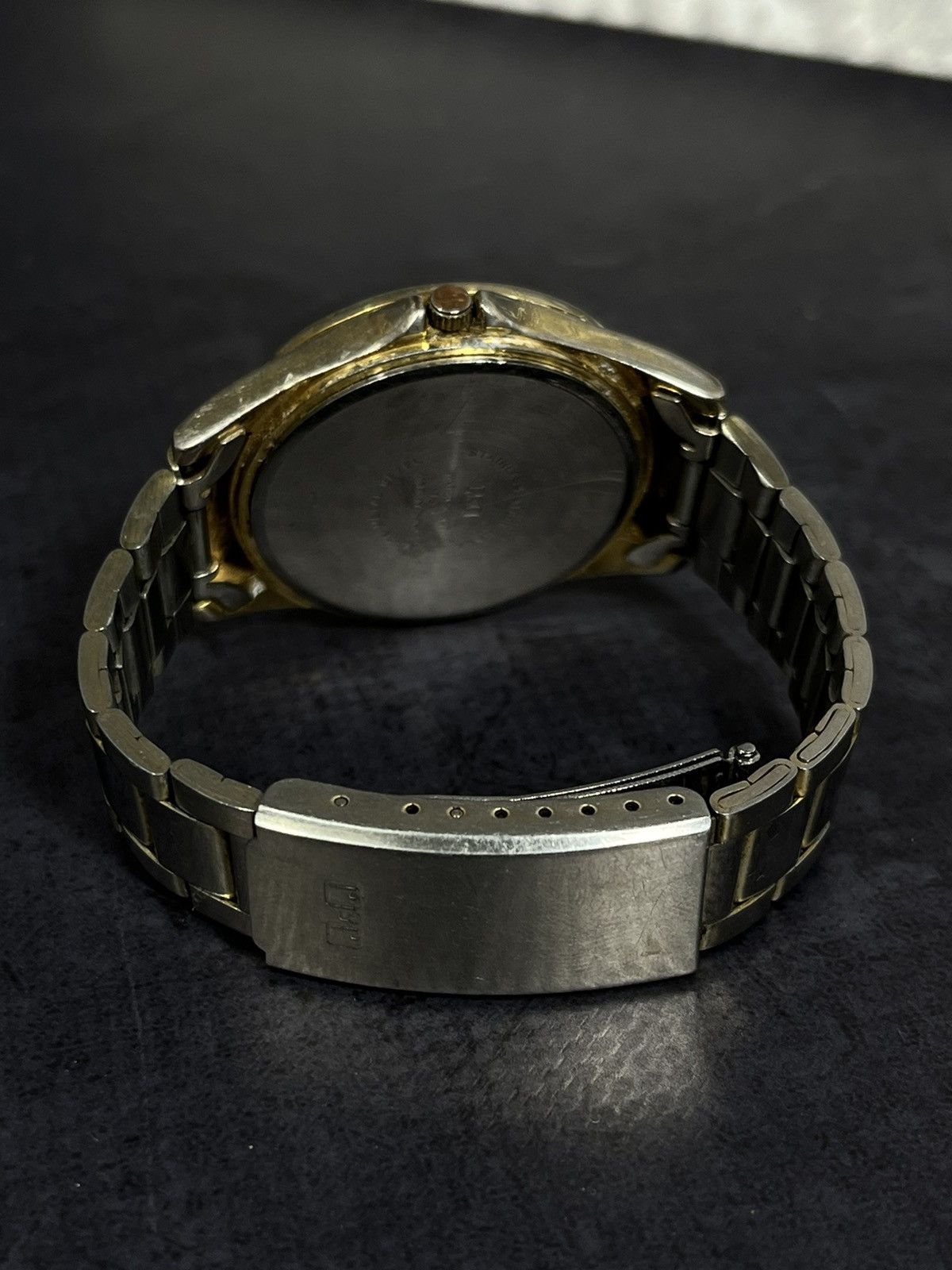 Hysteric Glamour Q&Q Gold-Tone Rhinestone Watch, Japan Quartz, Vintage Style Size ONE SIZE - 11 Thumbnail
