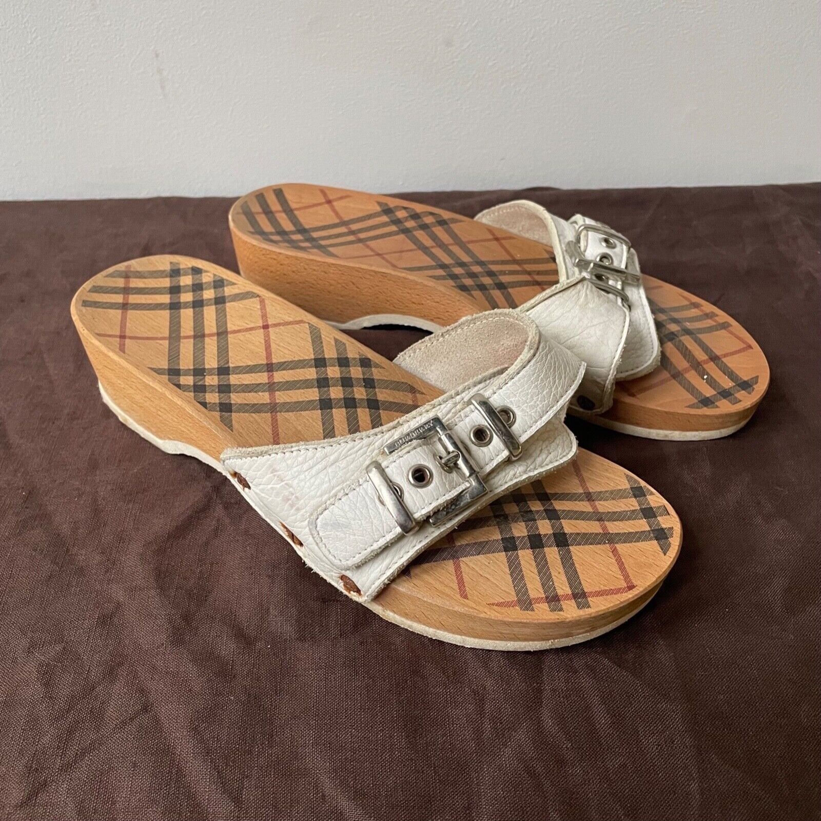 Burberry Burberry Vintage Nova Check Wooden Clogs 8259AC Size US 6 / IT 36 - 1 Thumbnail
