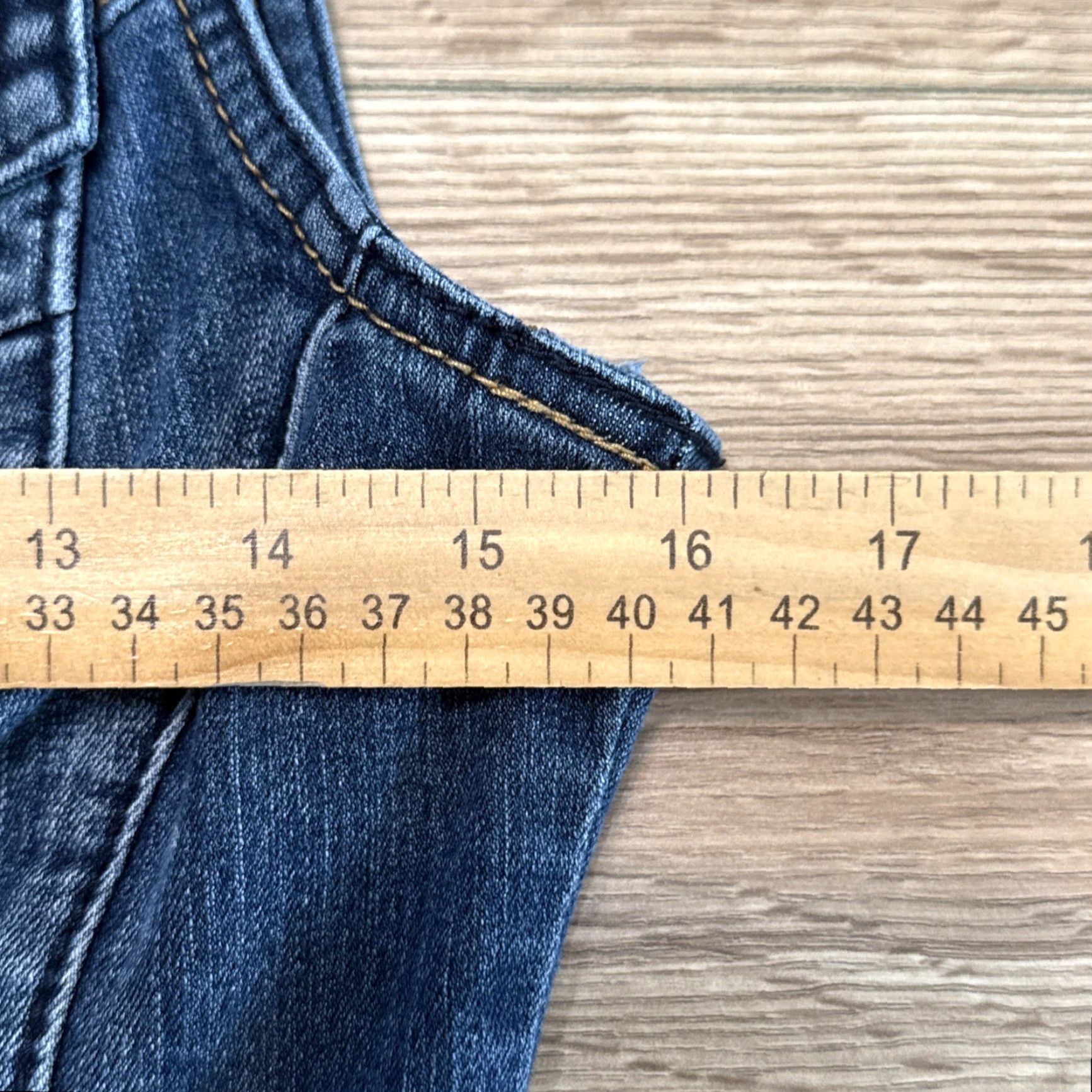 Vintage VINTAGE Maurices Women's Small Denim Jean Vest Sleeveless Casual Spring Summer Fall Winter Blue 90s Americana Size 28" / US 6 / IT 42 - 7 Thumbnail