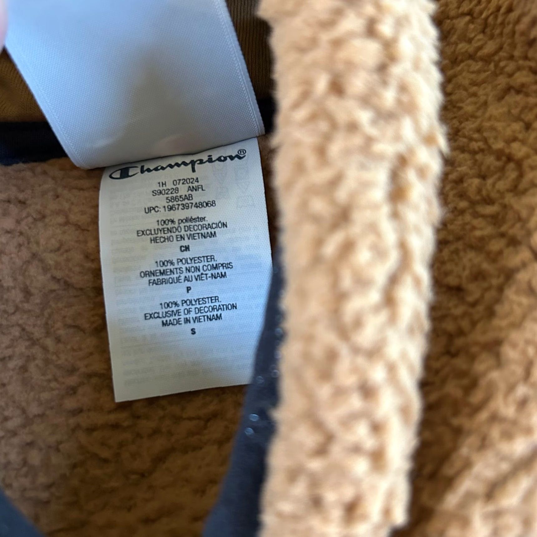 Champion Champion Hoodie Pullover Fleece Warm Cozy Sweatshirt Beige Mens Small NWT Sherpa Logo Pocket Zipper Warmth Size US S / EU 44-46 / 1 - 5 Thumbnail