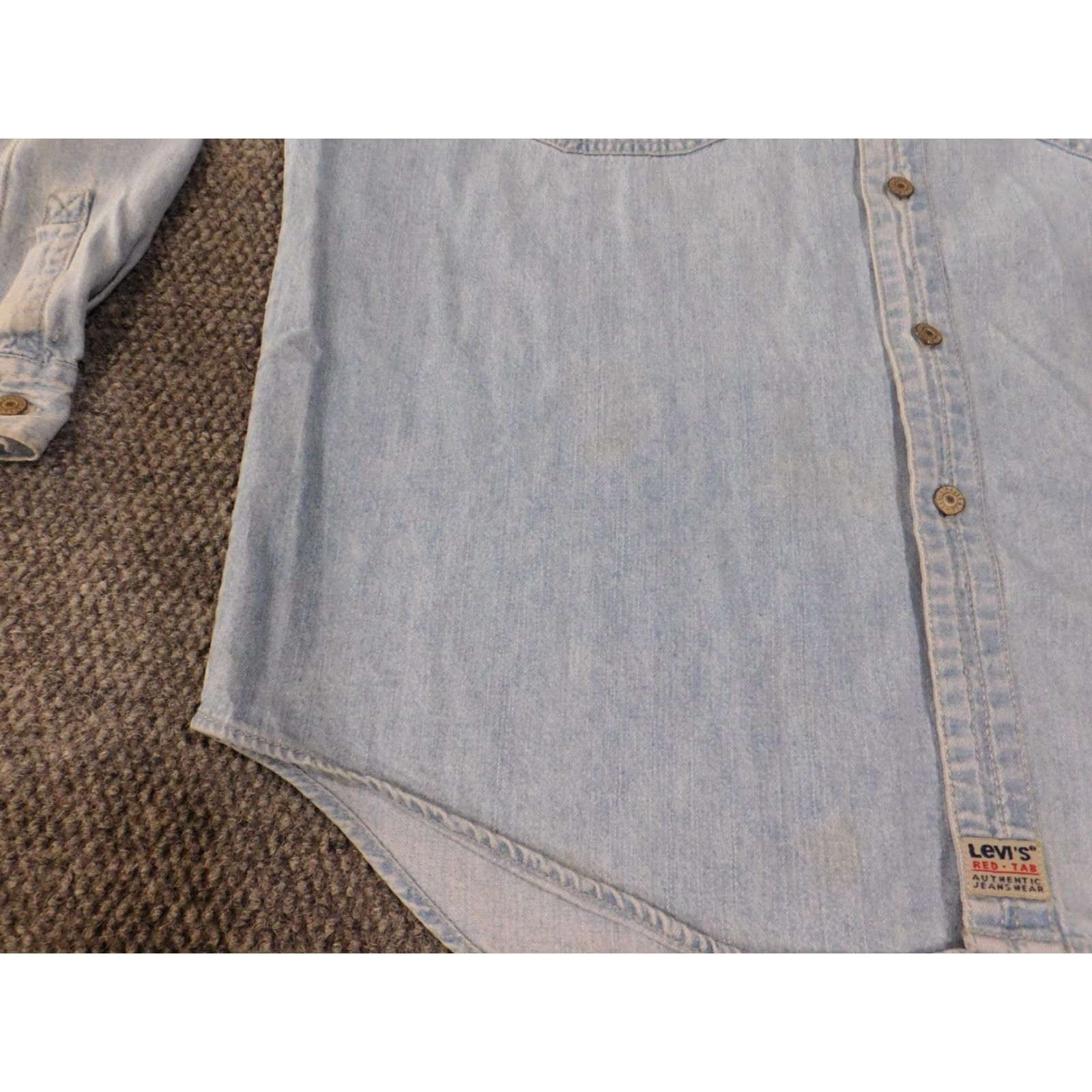 Levi's VINTAGE Levi's Denim Shirt XL Mens Button Up Red Tab Retro Button Up 90s Denim Shirt 90s Mens L Size US XL / EU 56 / 4 - 4 Thumbnail