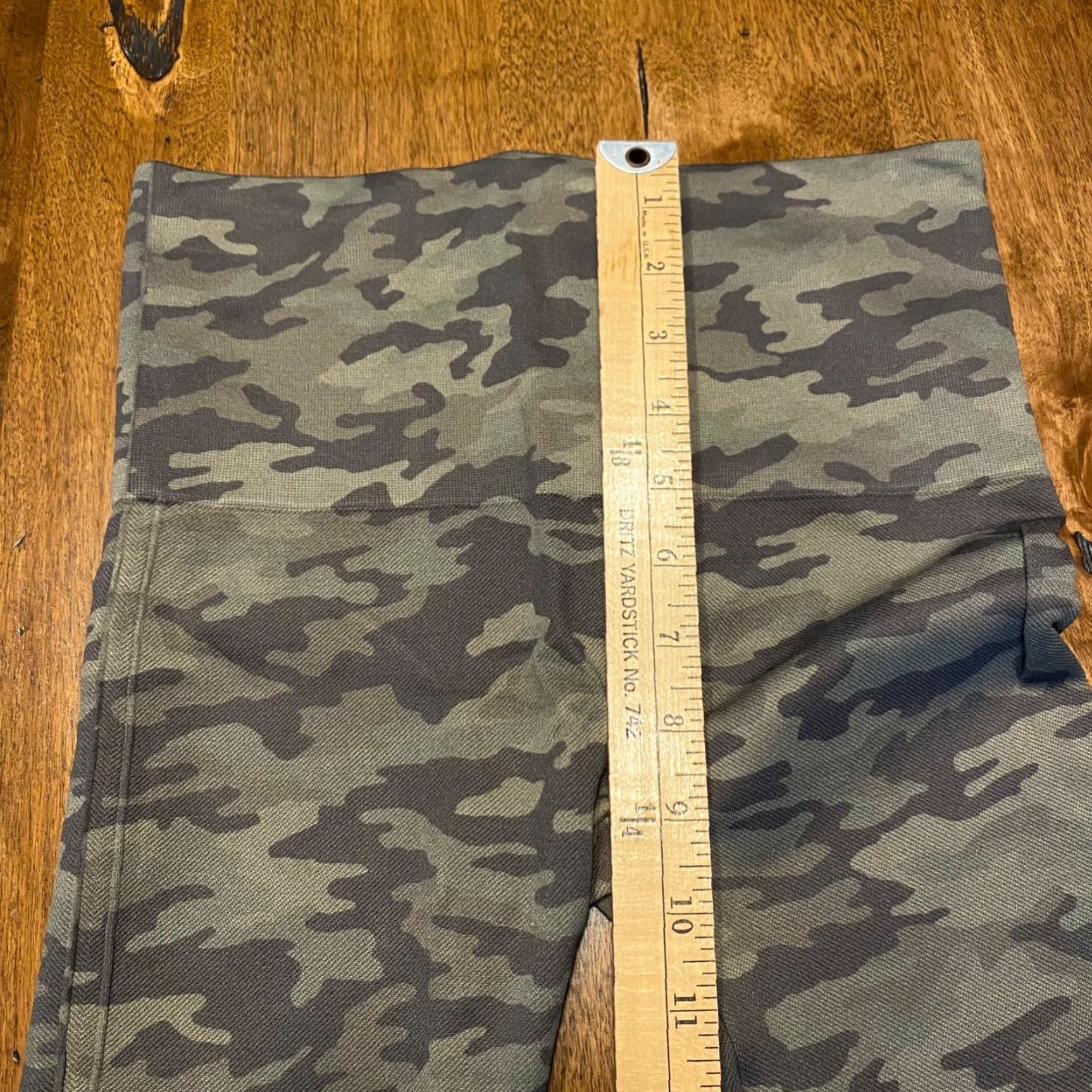 Spanx Spanx Leggings Womens Medium Green Camo Workout Pants Lightweight Ladies Size 32" / US 10 / IT 46 - 4 Thumbnail