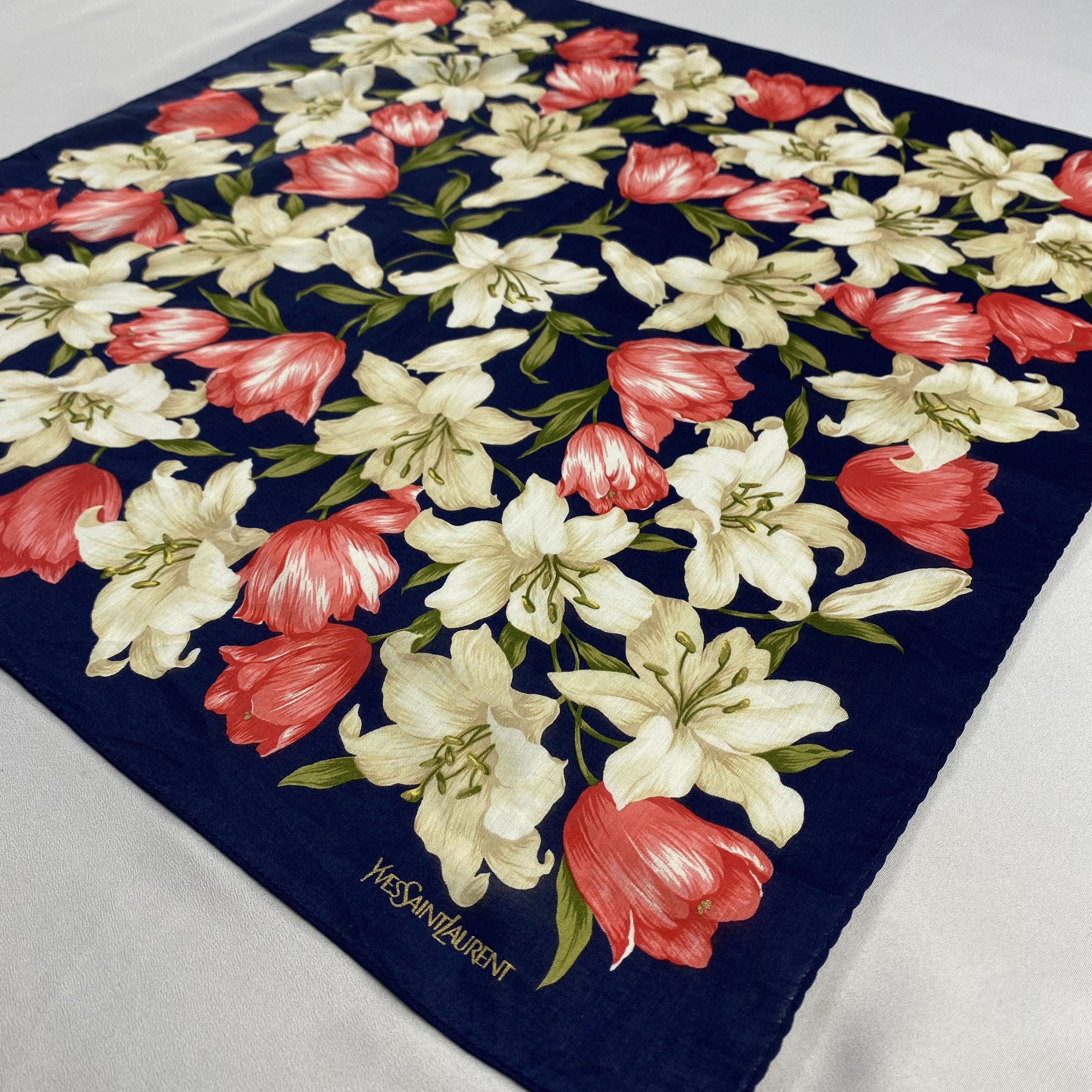 Vintage Yves Saint Laurent Bandana/ Handkerchief / Neckerchief-P1288 Size ONE SIZE - 2 Thumbnail