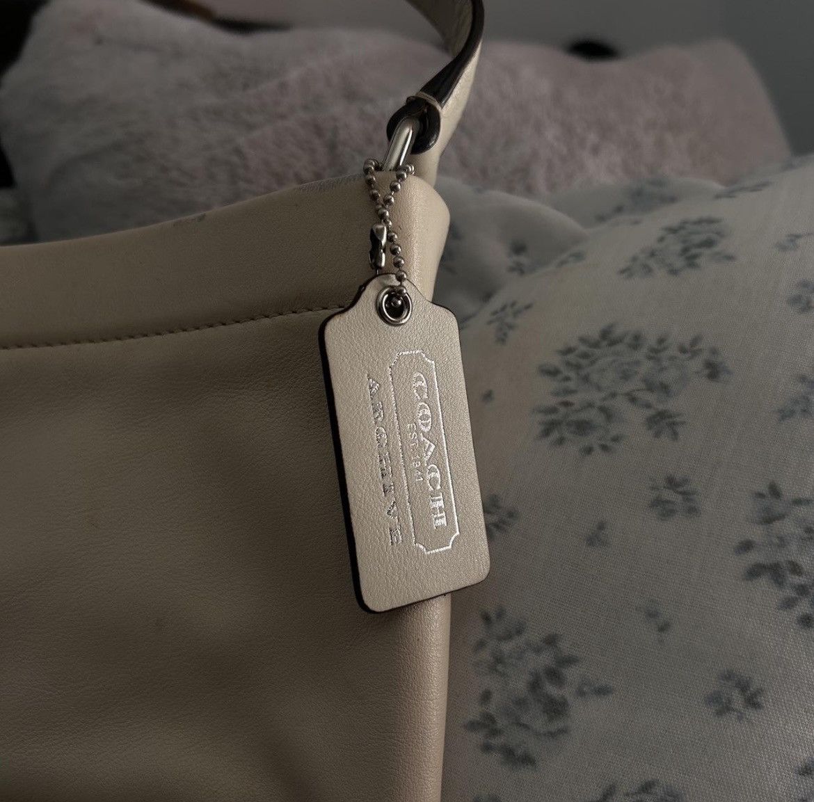 Coach Coach Archival Bucket Shoulder Bag (Model 21193). Size ONE SIZE - 1 Thumbnail