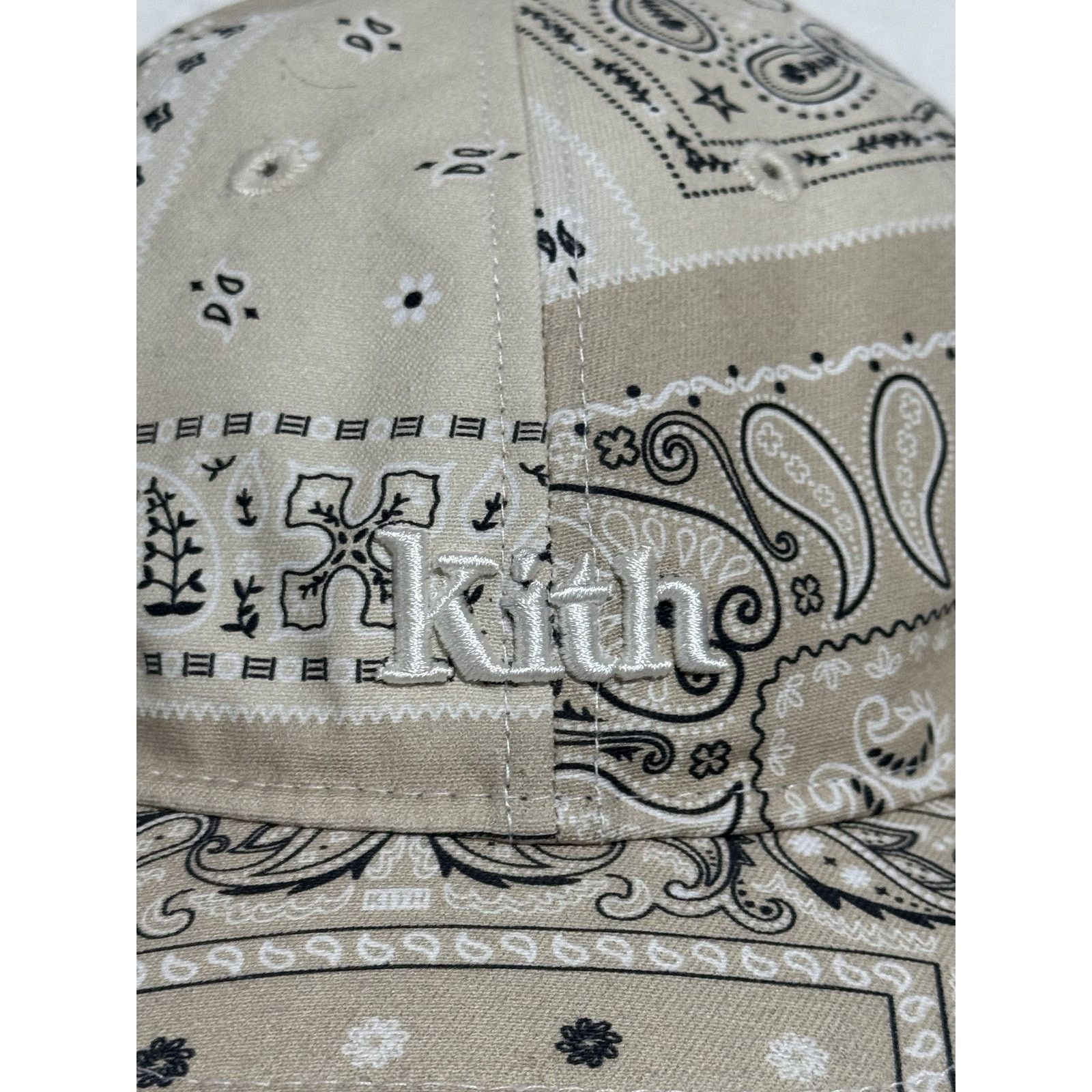 Kith KITH NEW ERA BANDANA TAN PAISLEY HAT PREOWNED Size ONE SIZE - 2 Thumbnail